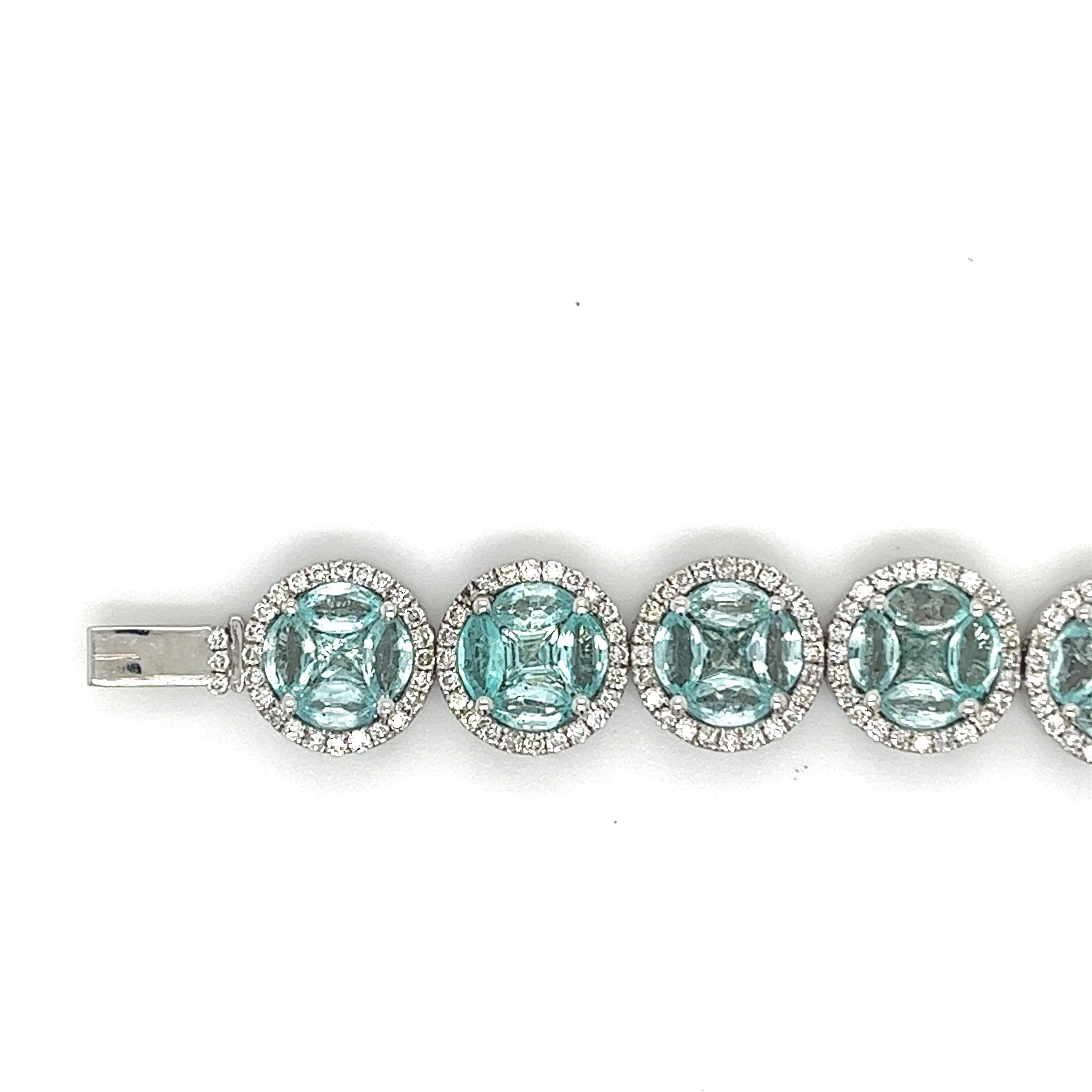Bracciale con tormalina Paraiba in oro bianco 18 carati In condizioni Nuovo in vendita a Hong Kong, HK