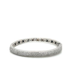 18k White Gold Pavé Diamond Bangle Bracelet