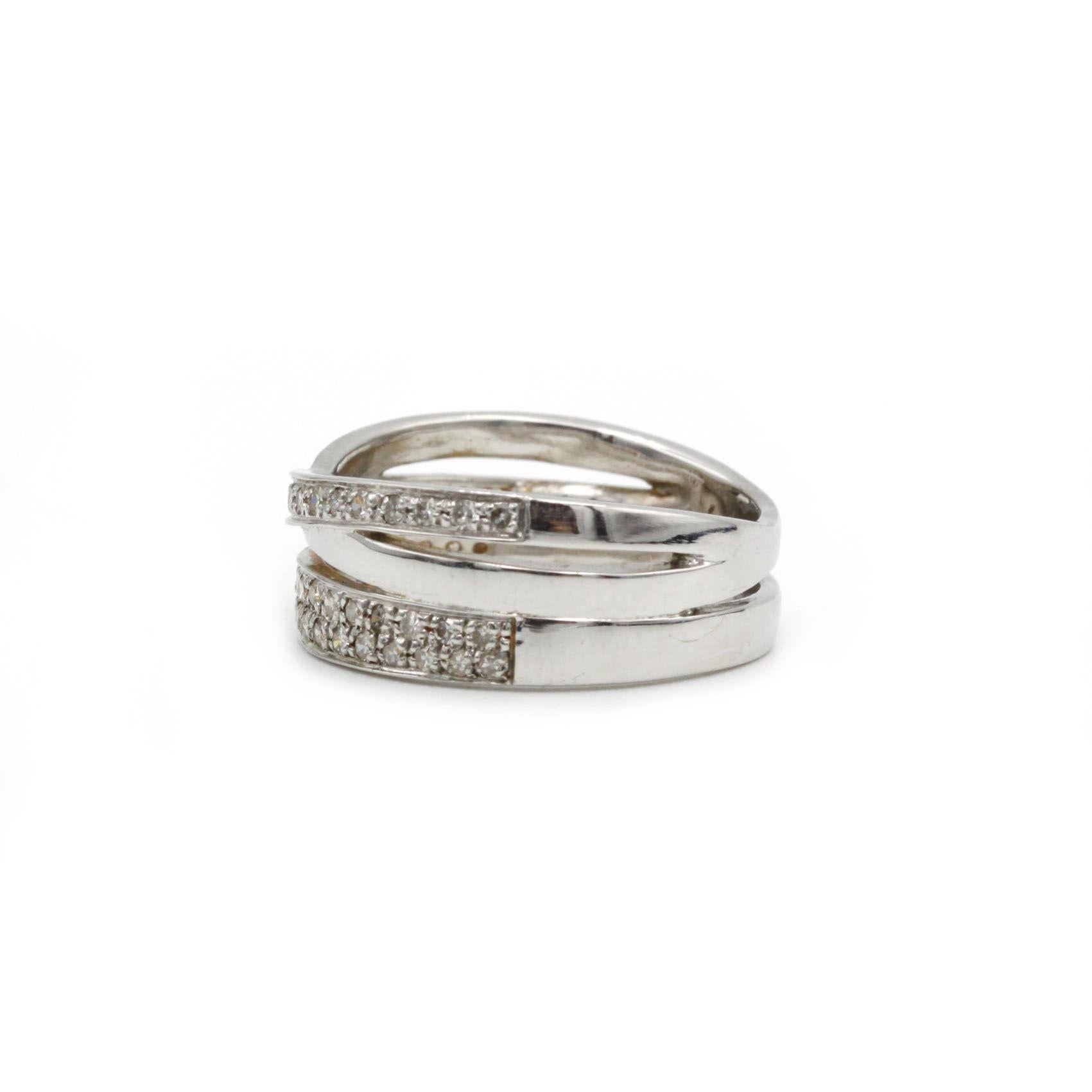 18K Weißgold Pavé Diamant Crossover Ring (Zeitgenössisch) im Angebot
