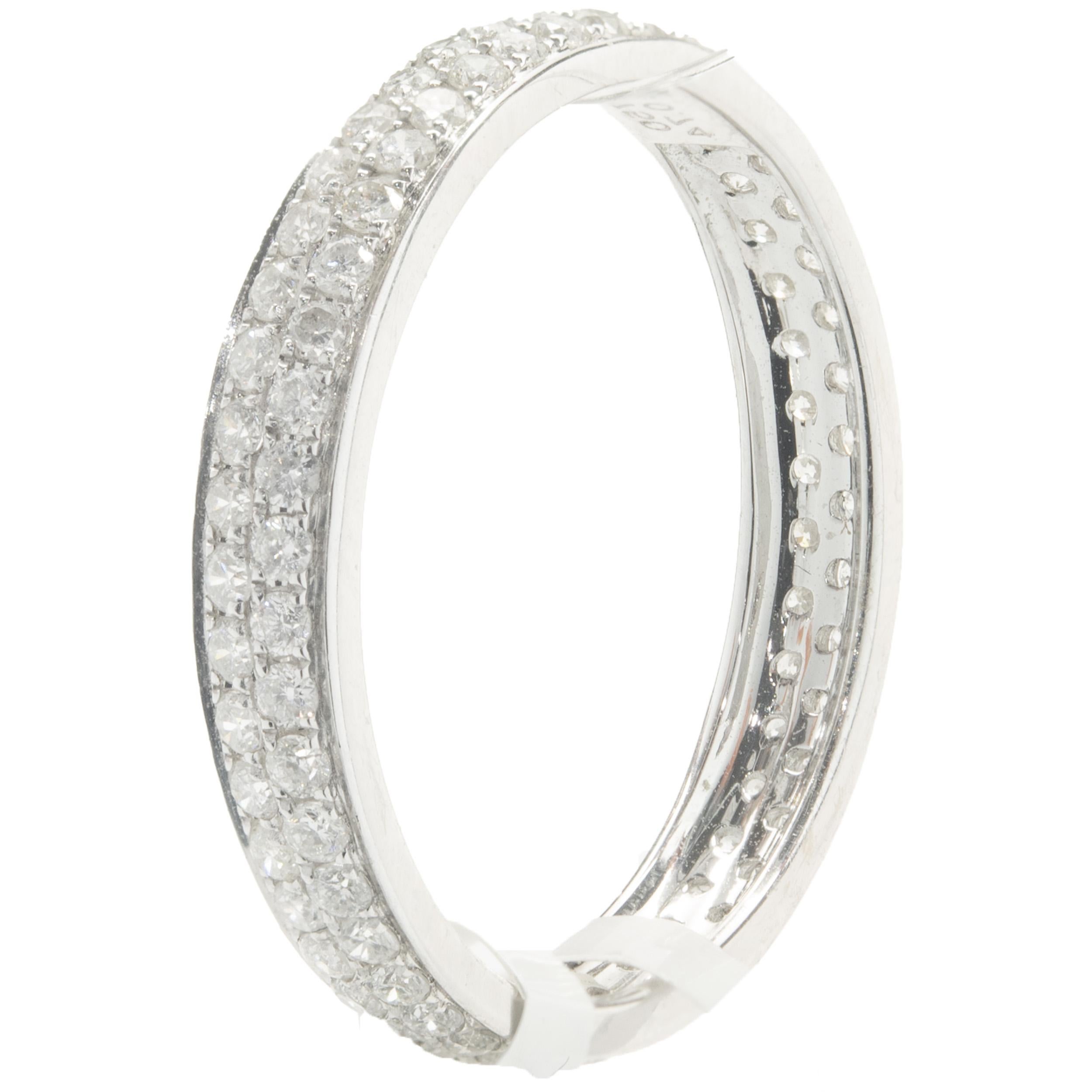18k White Gold Pave Diamond Eternity Band In Excellent Condition In Scottsdale, AZ