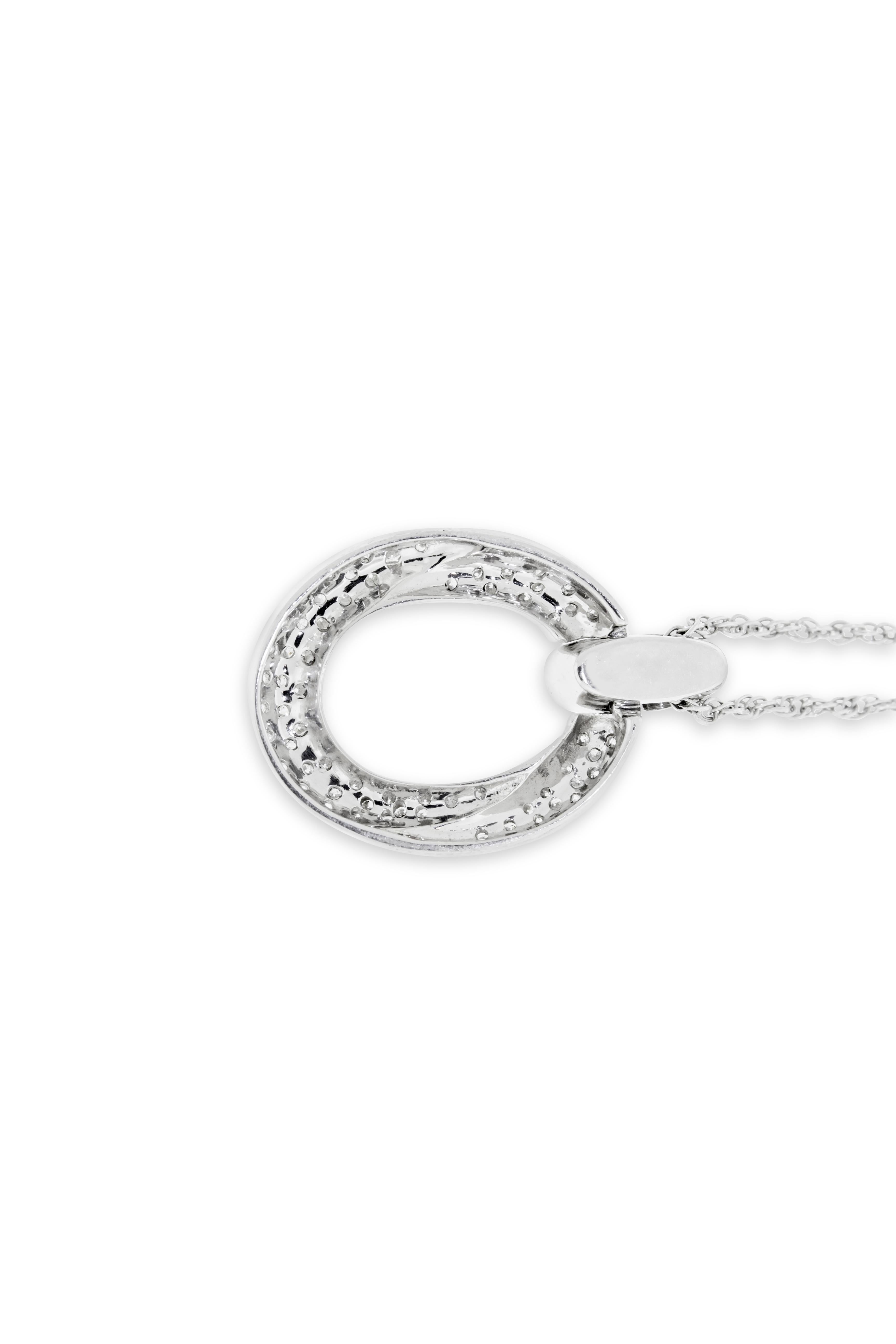 Contemporary 18 Karat White Gold Pave Diamond Link Pendant Necklace For Sale
