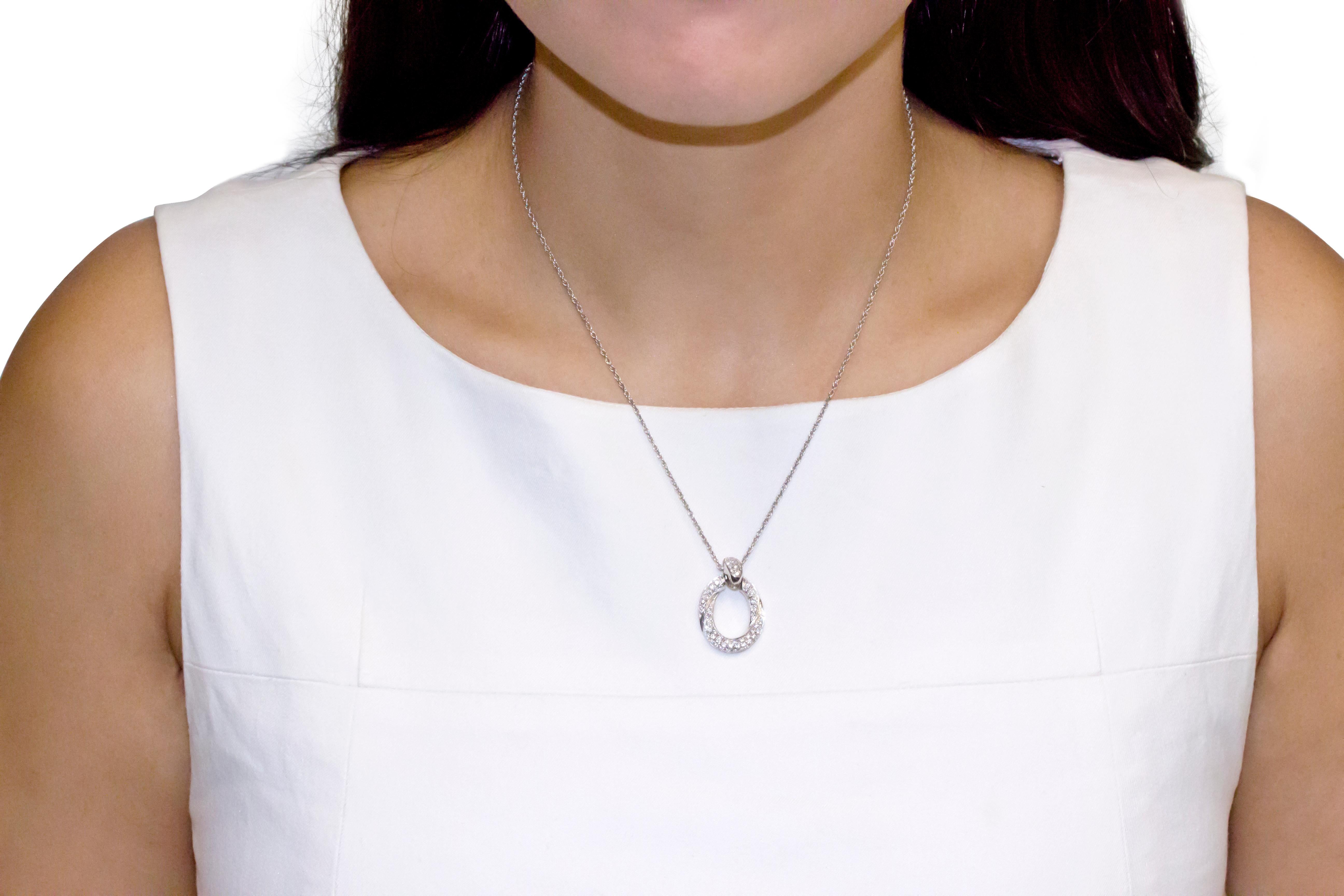 Women's 18 Karat White Gold Pave Diamond Link Pendant Necklace For Sale