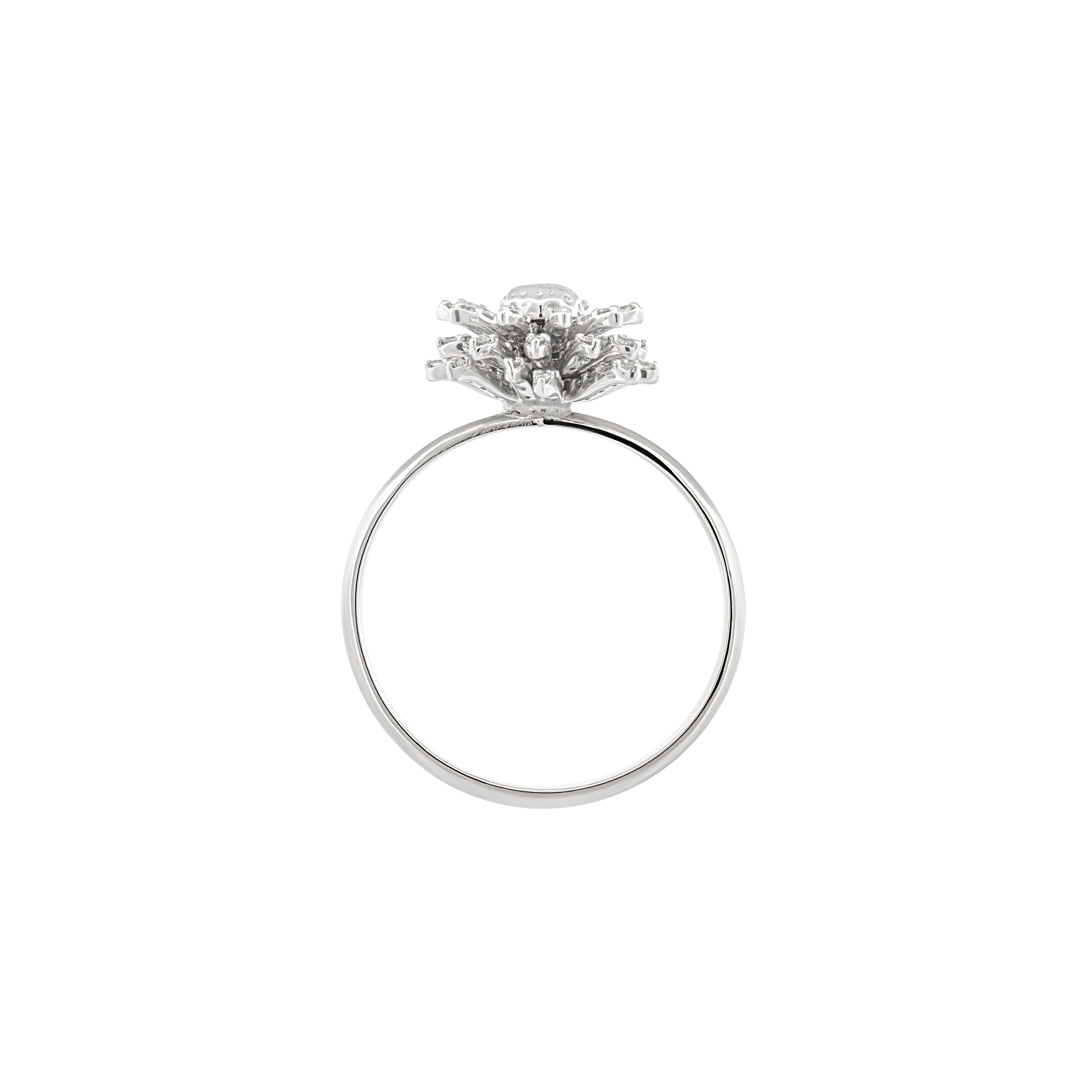 For Sale:  18k White Gold Pave Flora Daisy Ring 3