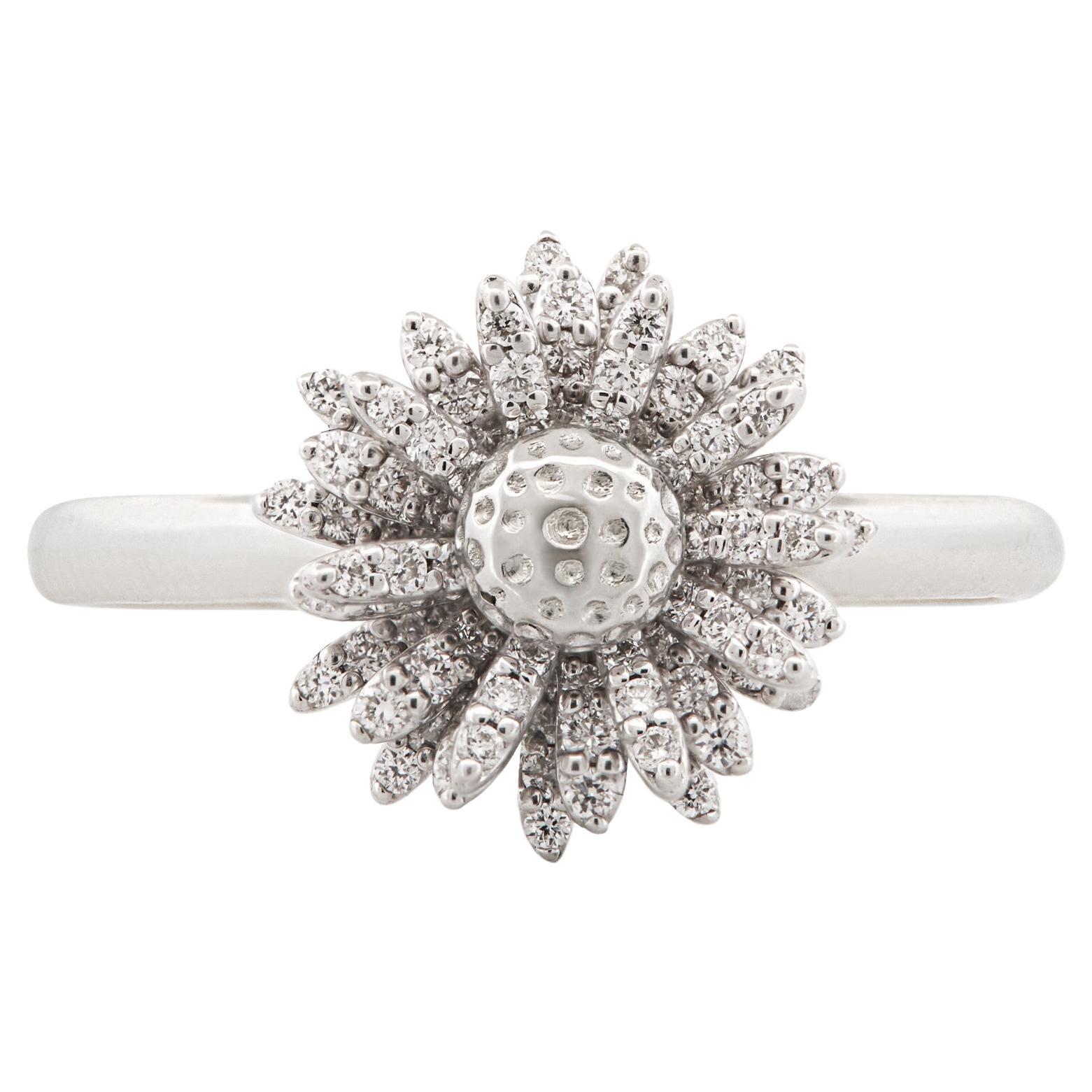 18k White Gold Pave Flora Daisy Ring
