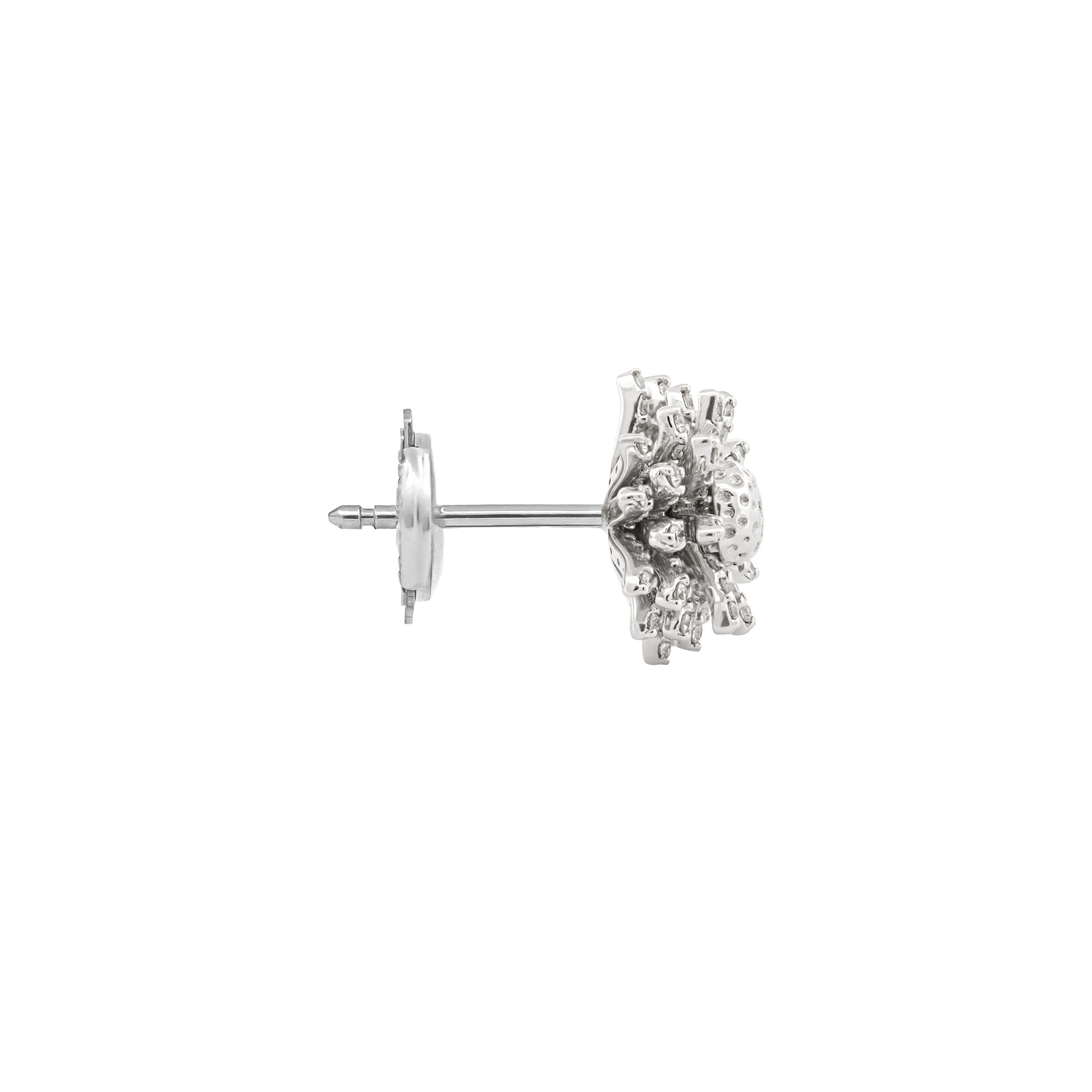 Round Cut 18k White Gold Pave Flora Daisy Stud Earring For Sale