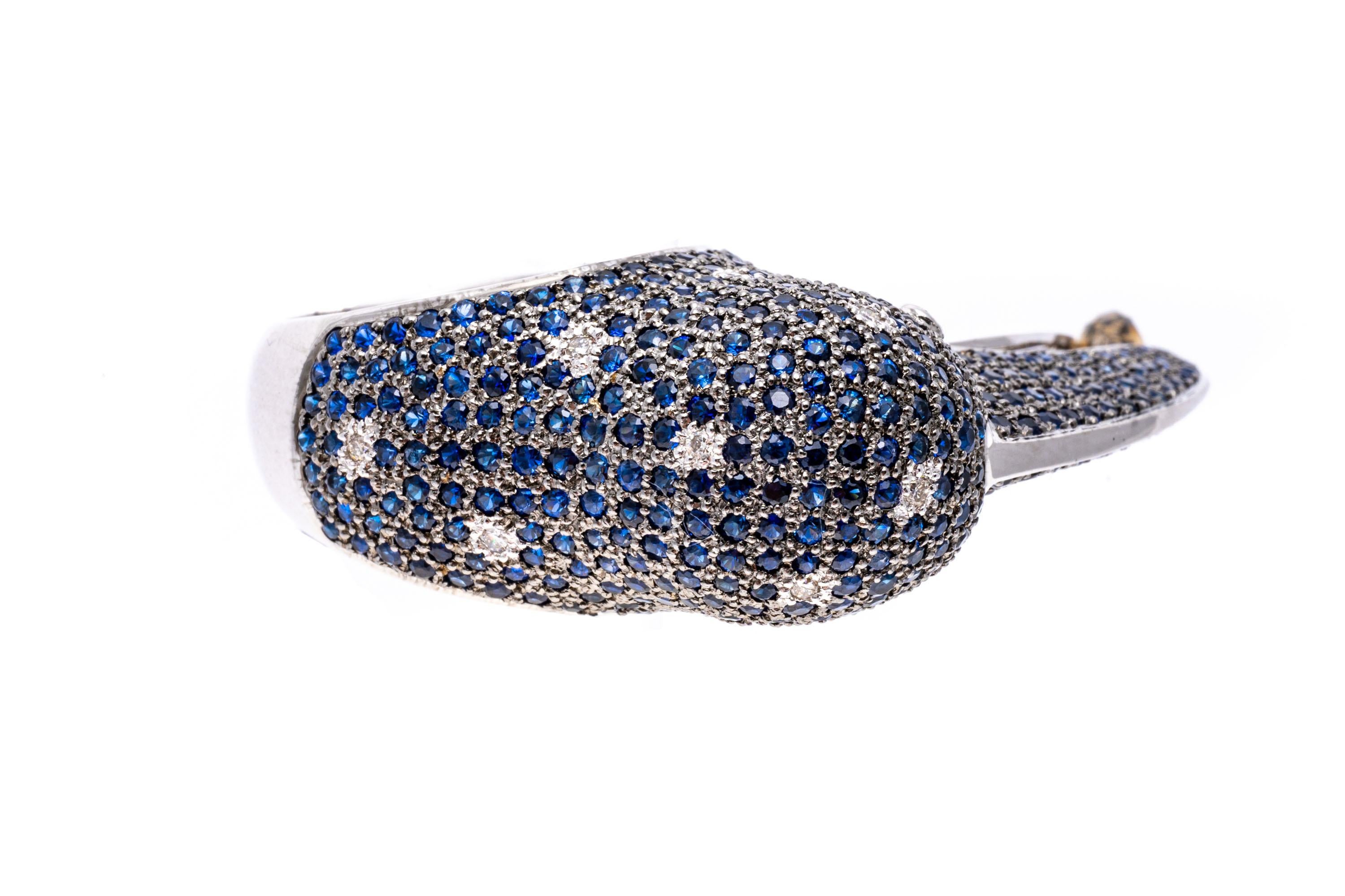 Round Cut 18k White Gold Pave Sapphire Toucan Ring, App. 4.38 TCW, With Diamonds For Sale