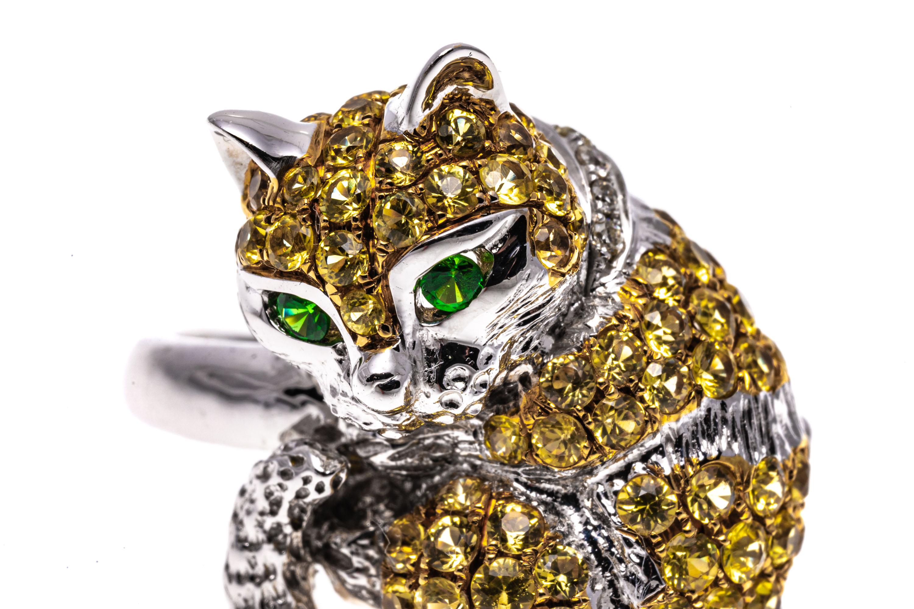 18k White Gold Pave Yellow Topaz, Tsavorite and Diamond Cat Ring In Good Condition In Fairfield, CT