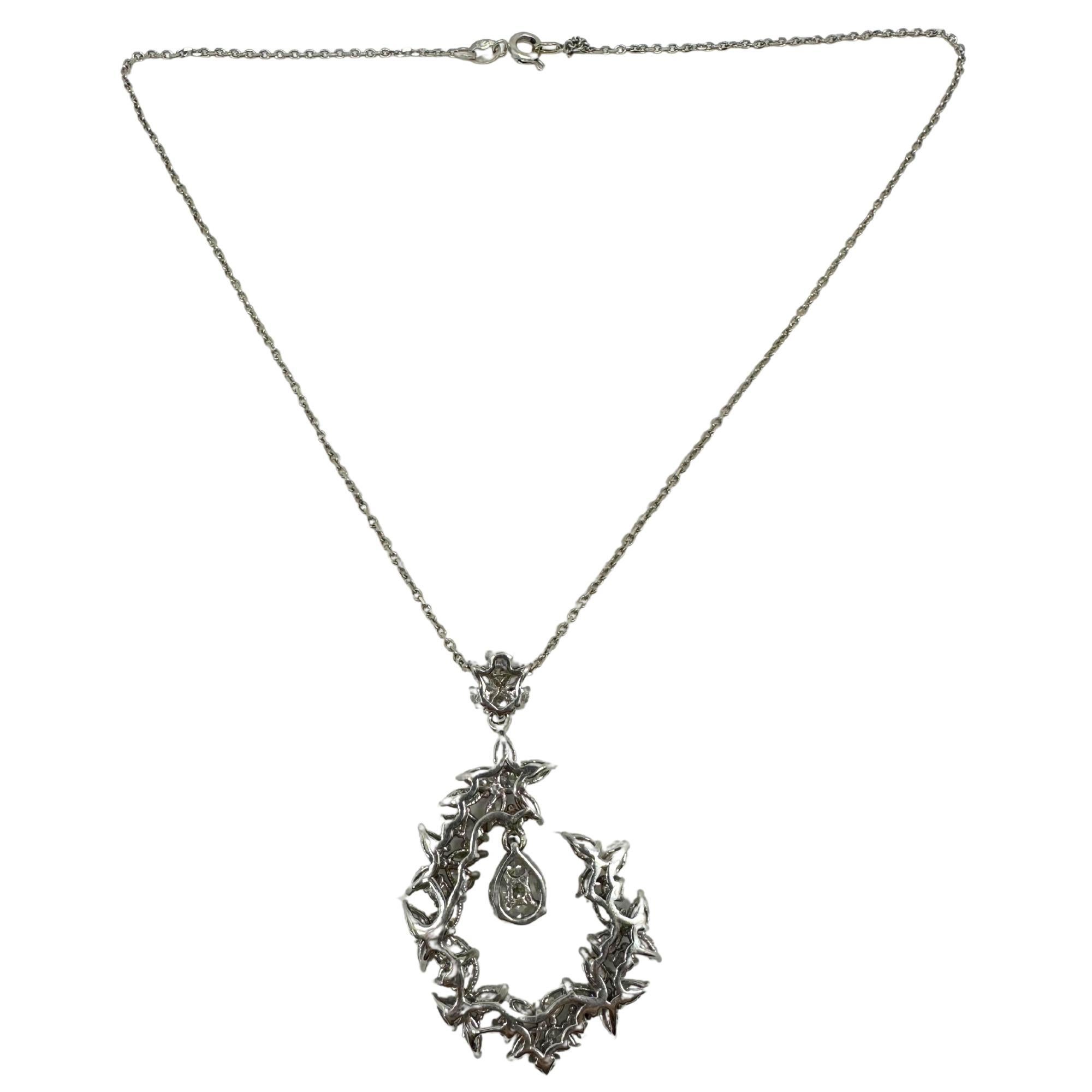 18K White Gold Pear and Marquise Cut Diamond Pendant Necklace For Sale 3
