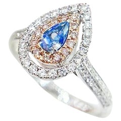 Anillo de diamantes azules talla pera de oro blanco de 18 quilates