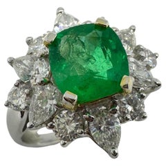18K White Gold Pear Cut Diamond and Emerald Ring