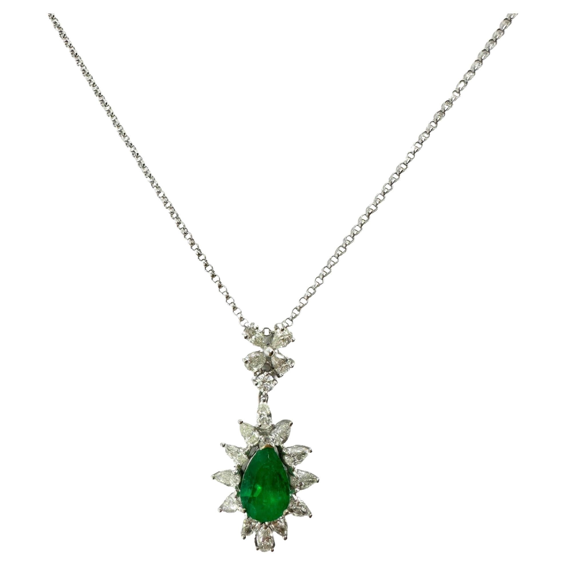 18K White Gold Pear Cut Diamond and Pear Cut Emerald Necklace