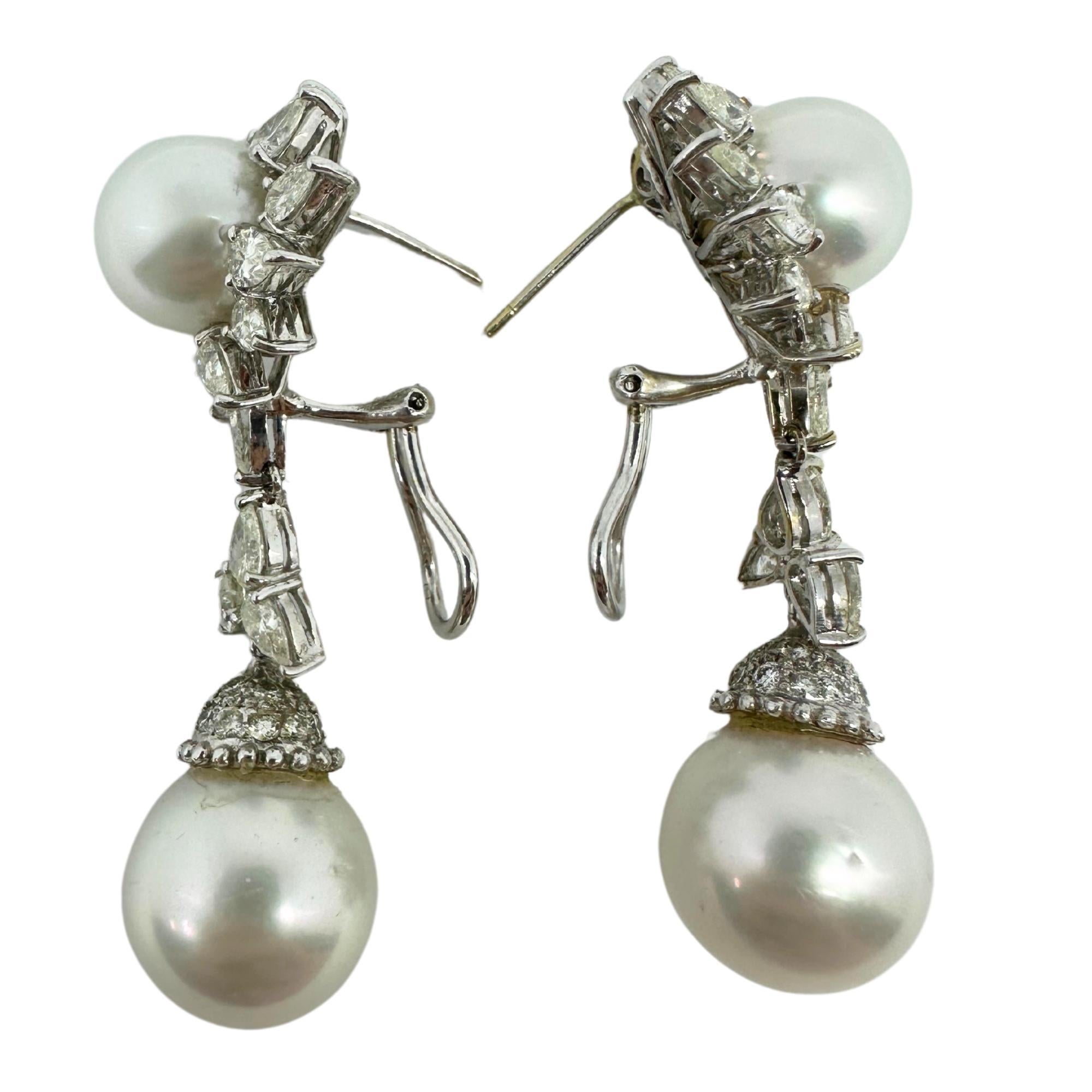 Boucles d'oreilles pendantes en or blanc 18 carats, diamant taille poire et perle en forme de soleil Pour femmes en vente
