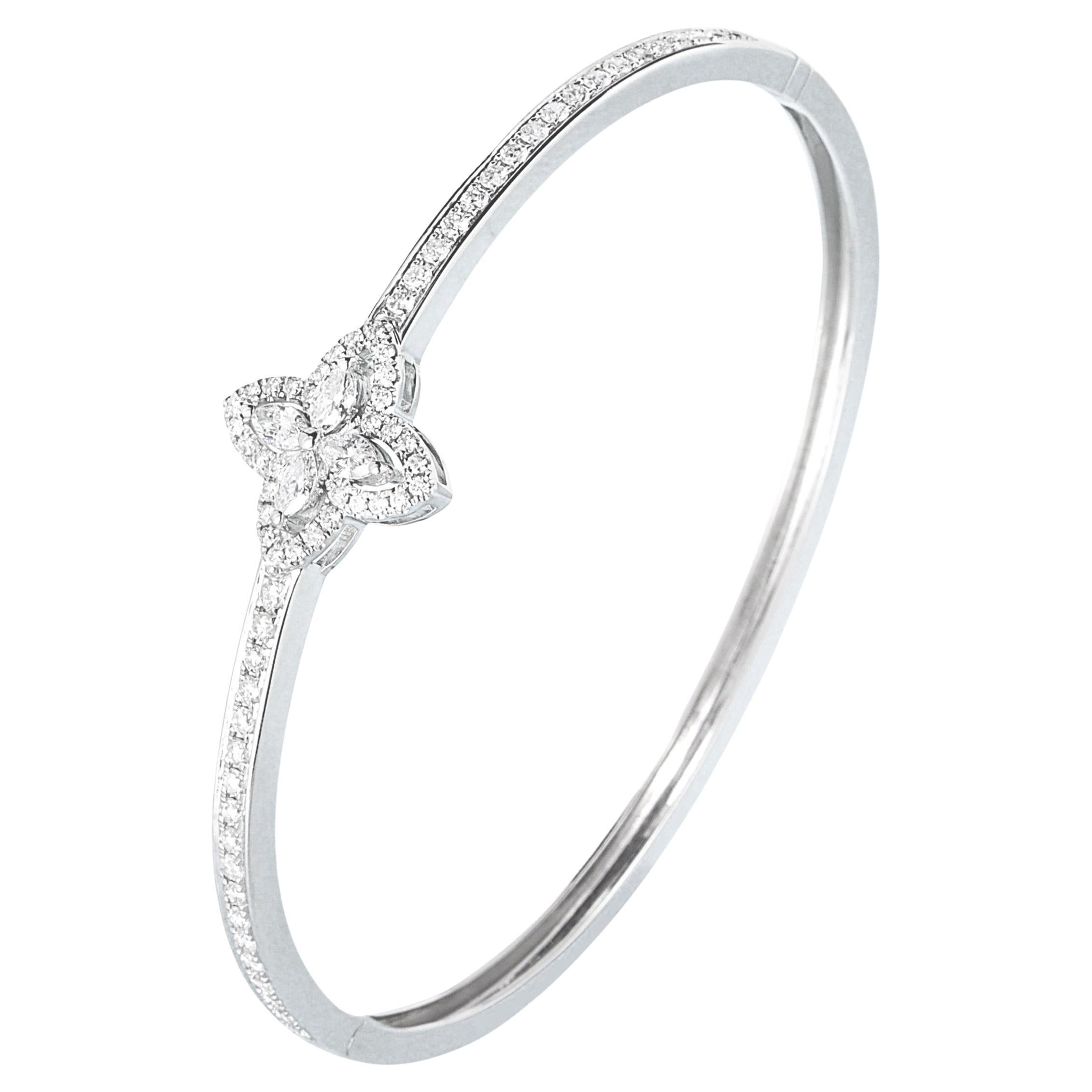 18K White Gold Pear-Cut Diamond Bangle Bracelet