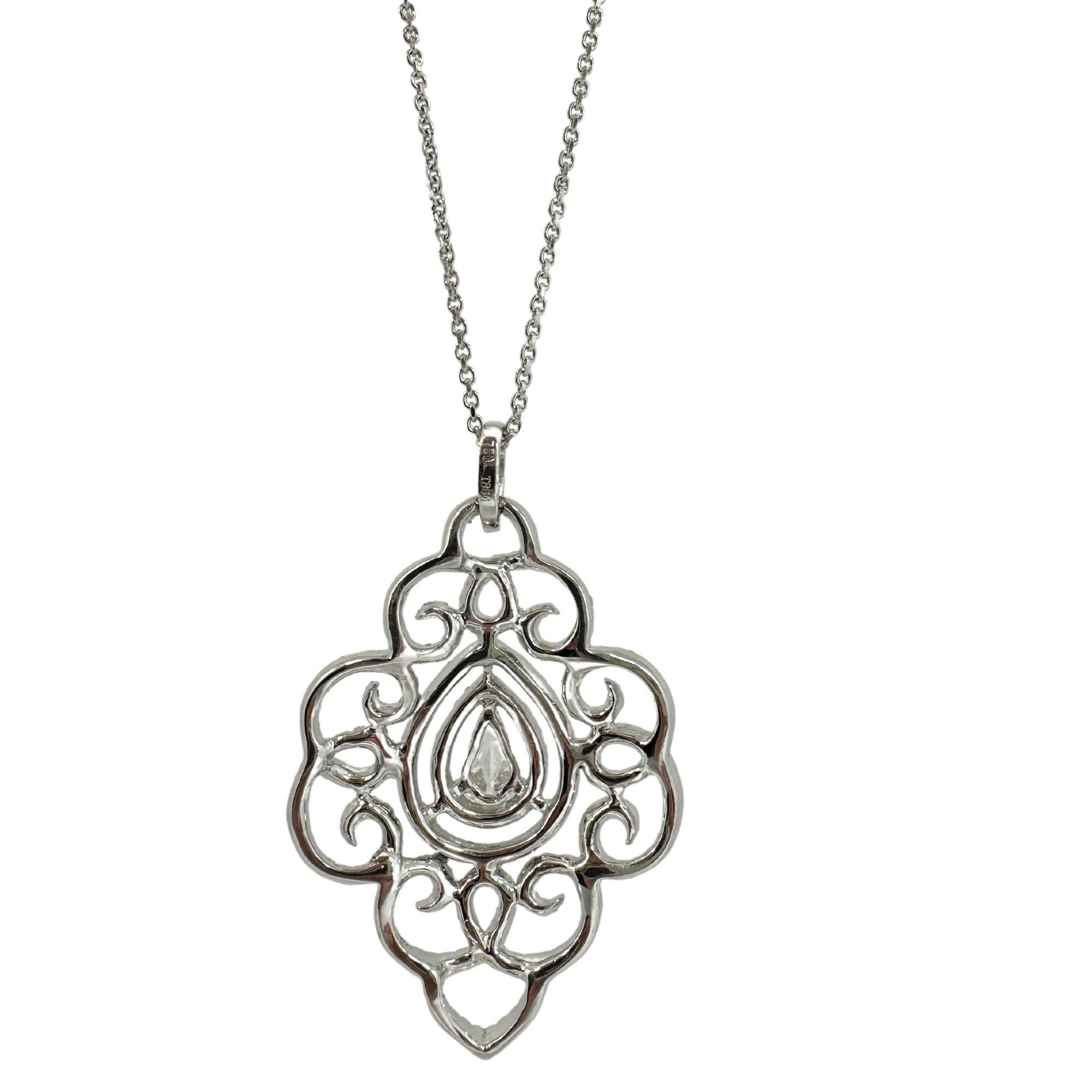18K White Gold Pear Cut Diamond Pendant Necklace For Sale 3