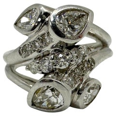 18K White Gold Pear Cut Diamond Ring