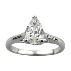 Bague solitaire en or blanc 18K avec diamant taille poire - 1,00 carat