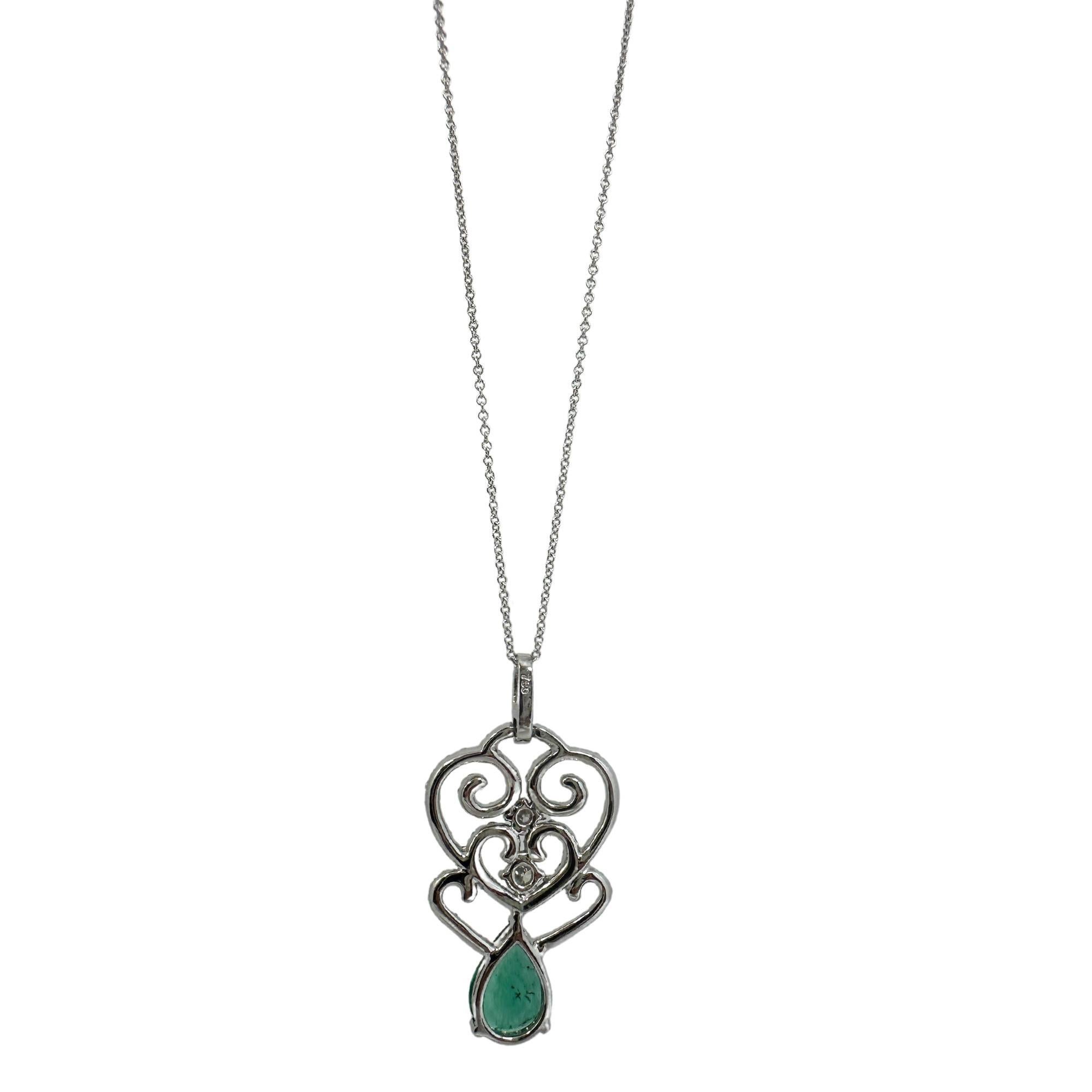 18K White Gold Pear Cut Emerald and Diamond Pendant Necklace For Sale 1
