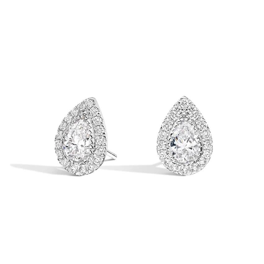 Orecchini a goccia con diamante aureolato in oro bianco 18K In condizioni Nuovo in vendita a Los Angeles, CA
