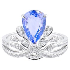 Bague couronne en or blanc 18 carats avec saphir jaune taillé en poire et diamants