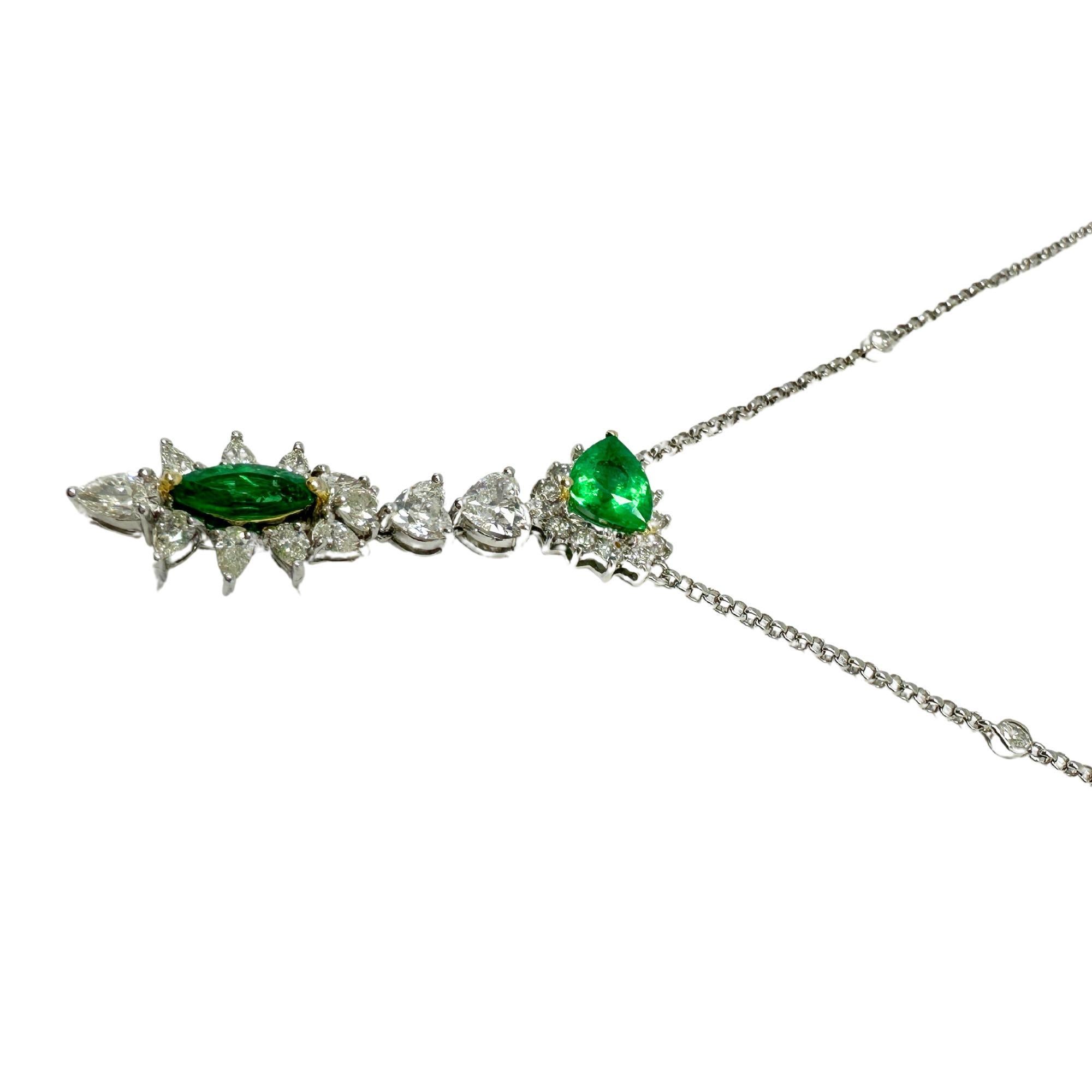 18k White Gold Pear Heart Cut Diamond and Marquise Trillion Cut Emerald Necklace For Sale 3