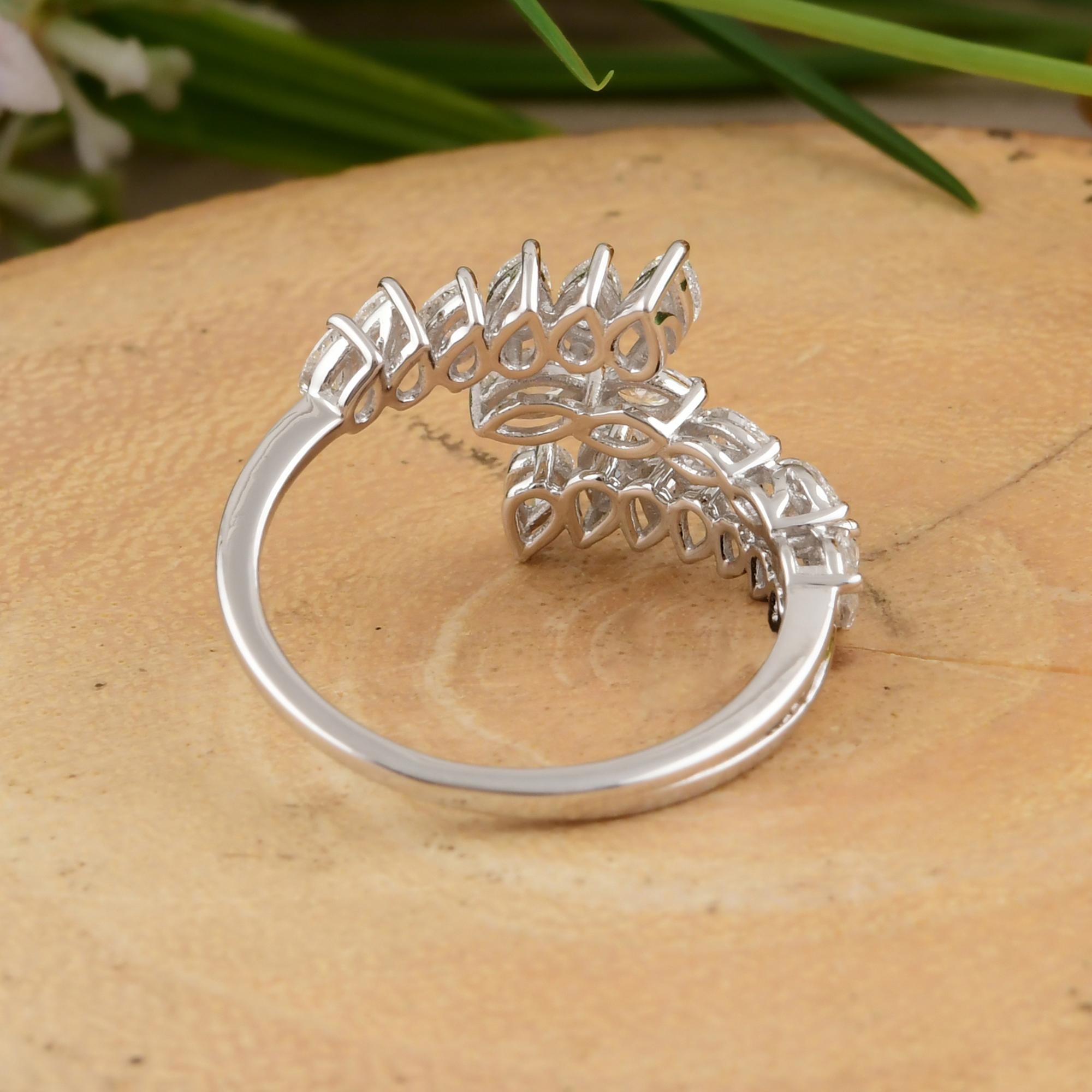 En venta: Alianza de oro blanco de 18k Marquesa de pera SI/H Diamante natural en espiral  4