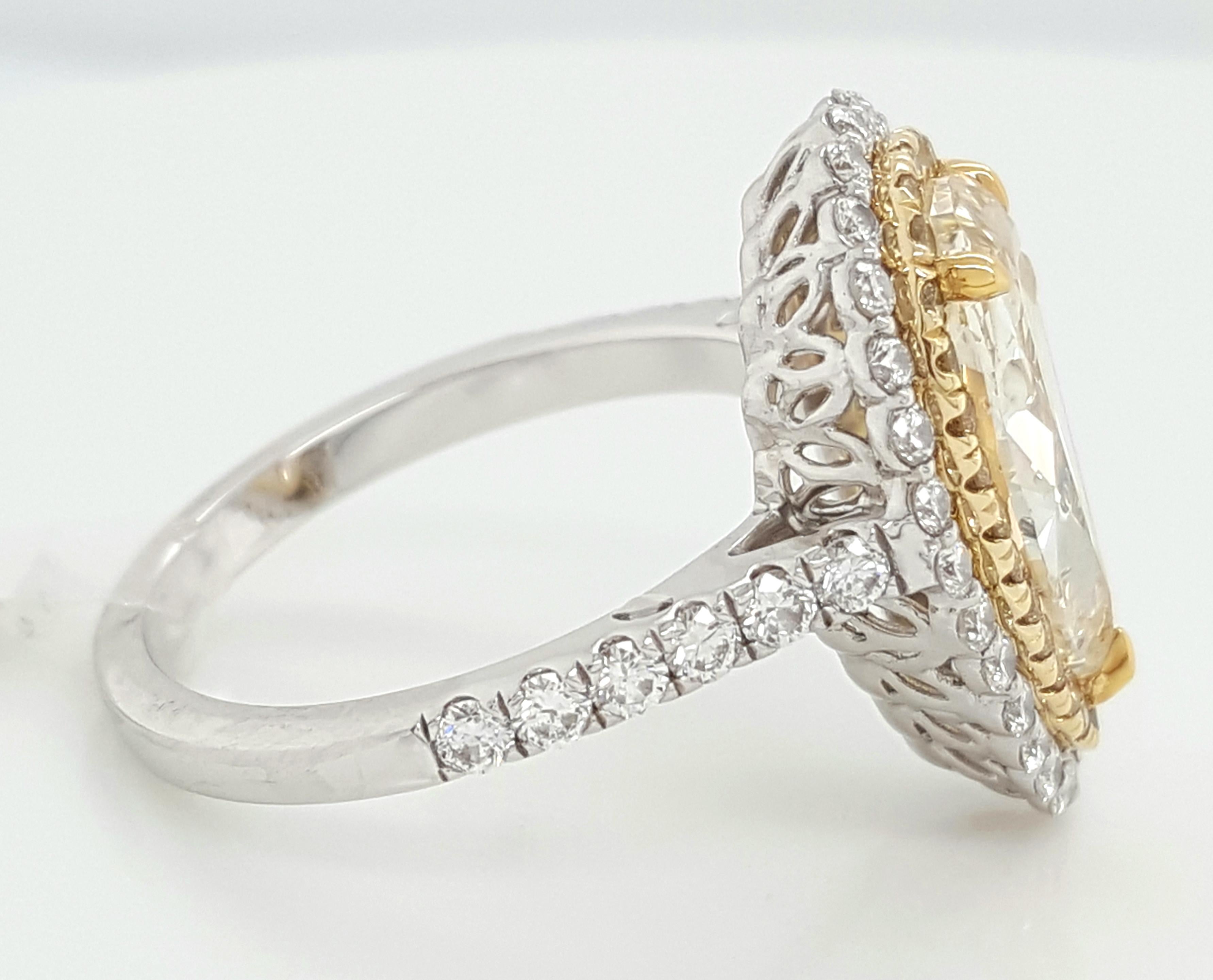 18 Karat White Gold Pear Shape Yellow Diamond Double Halo Engagement Ring 4
