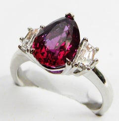 8k White Gold Pear-Shaped Orangy-Red Ruby Cts 3.40 Diamond Engagement Ring