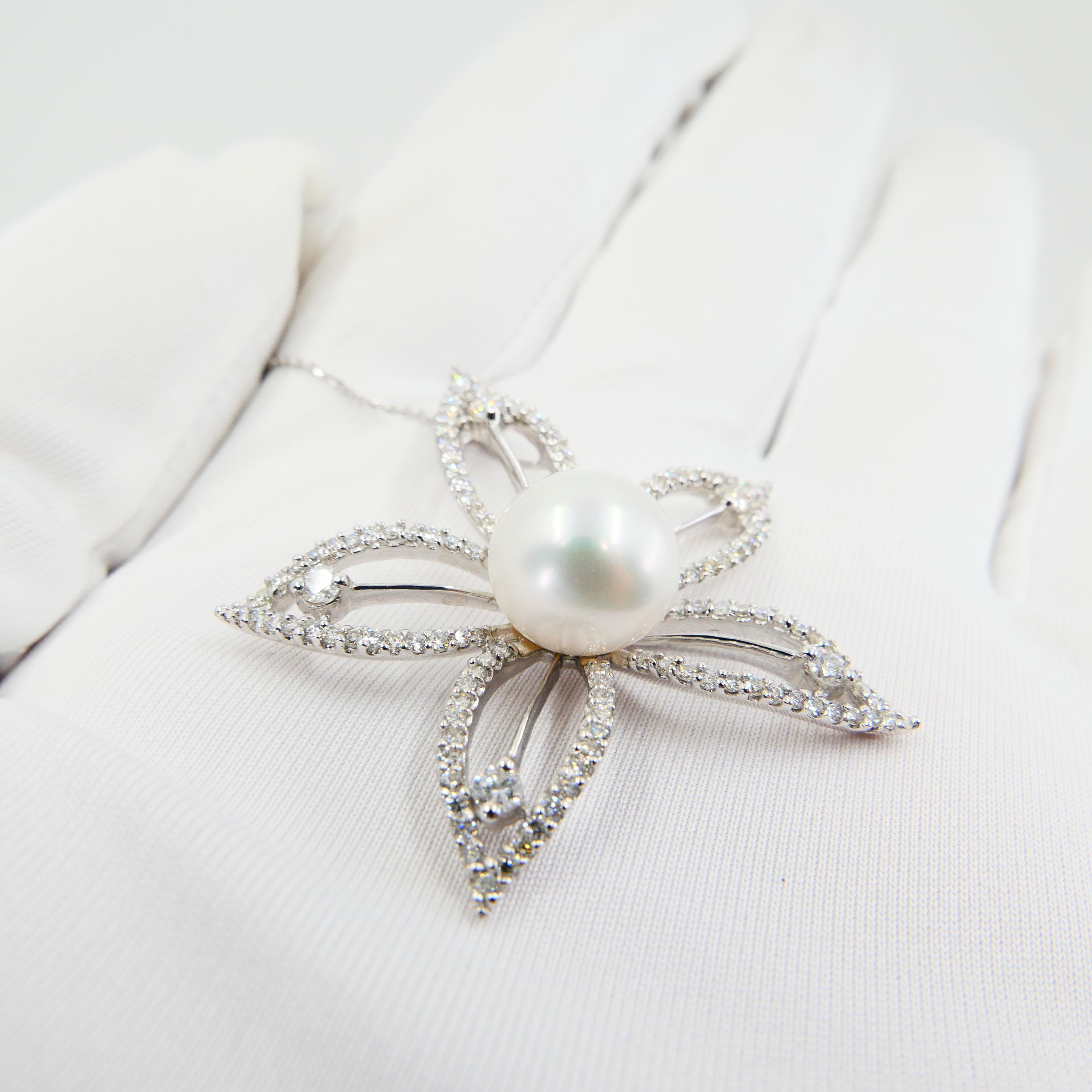 18k White Gold Pearl & Diamond Star Flower Pendant For Sale 2
