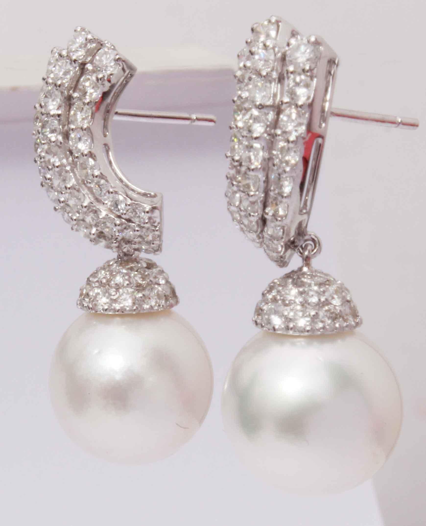 Round Cut 18K White Gold Pearl and Diamond Earrings For Sale