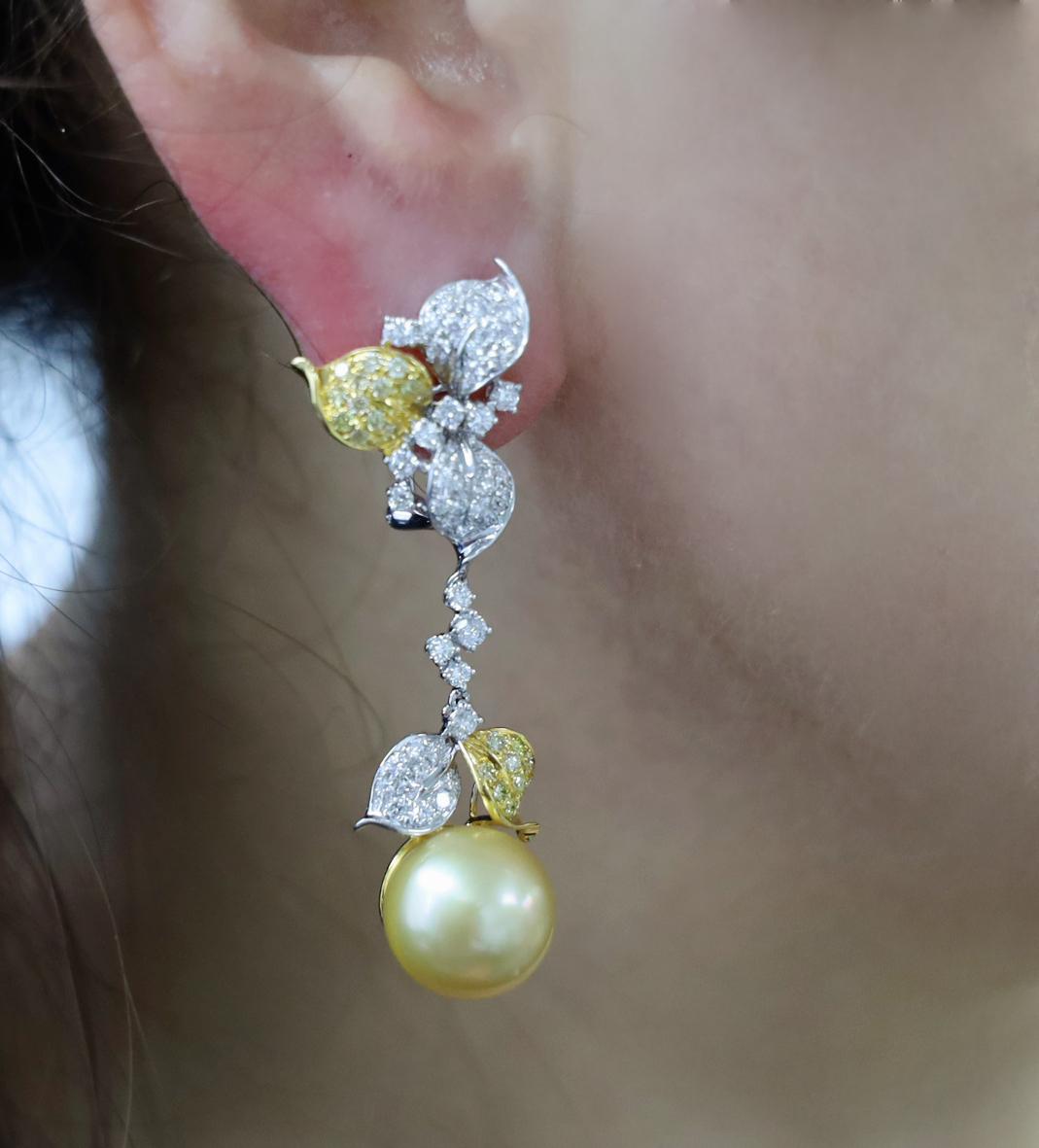 Women's or Men's 18K White Gold Pearl & Diamond Drop Earrings For Sale