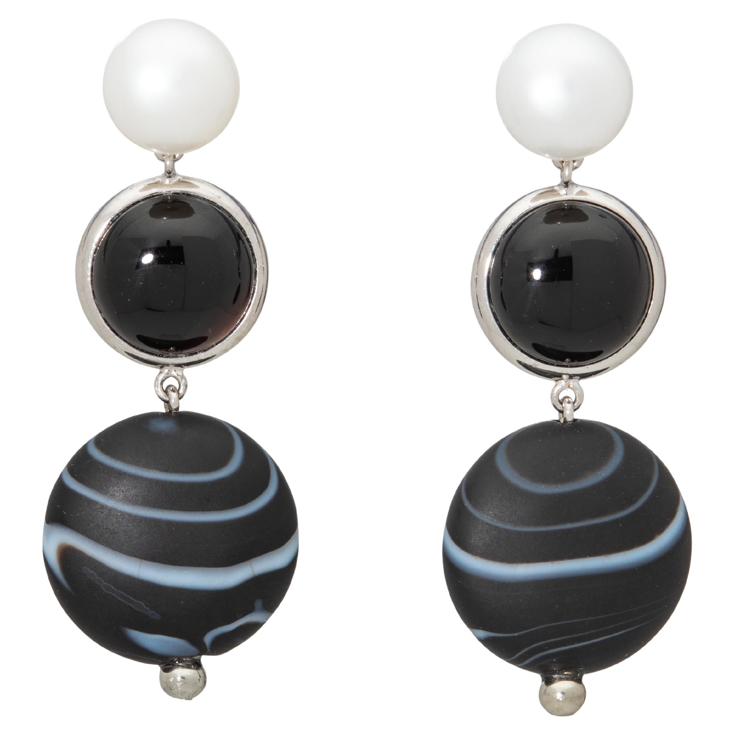 18k White Gold Pearl, Onyx, and Agate Dangle Earrings, by Gloria Bass For Sale