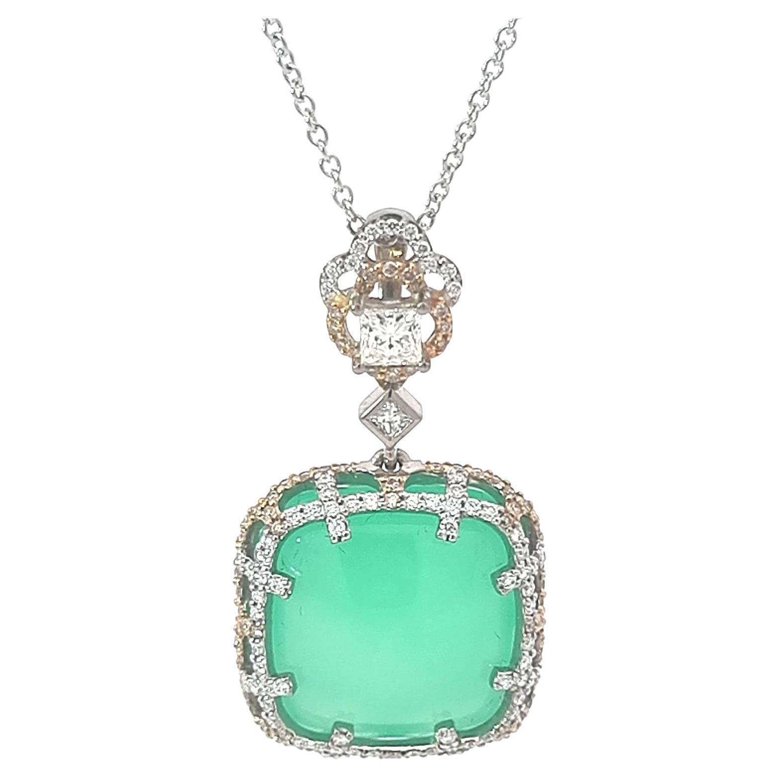 Collectional par VOTIVE.

Issu de la Collection Lace de VOTIVE, le pendentif Romance D'Azure incarne le raffinement de l'artisanat et la douceur du romantisme d'antan. Créée de main de maître en or blanc 18 carats lumineux, elle arbore en son centre
