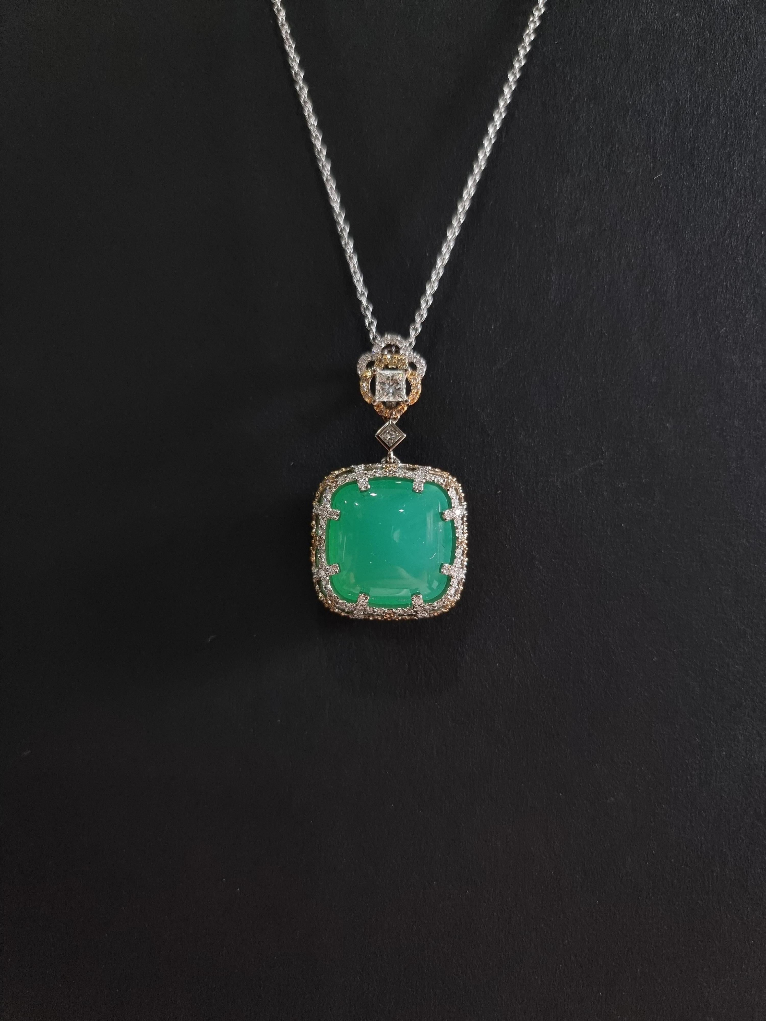 Pendentif en or blanc 18K Diamants avec chrysoprase coussin Neuf - En vente à ประเวศ, TH