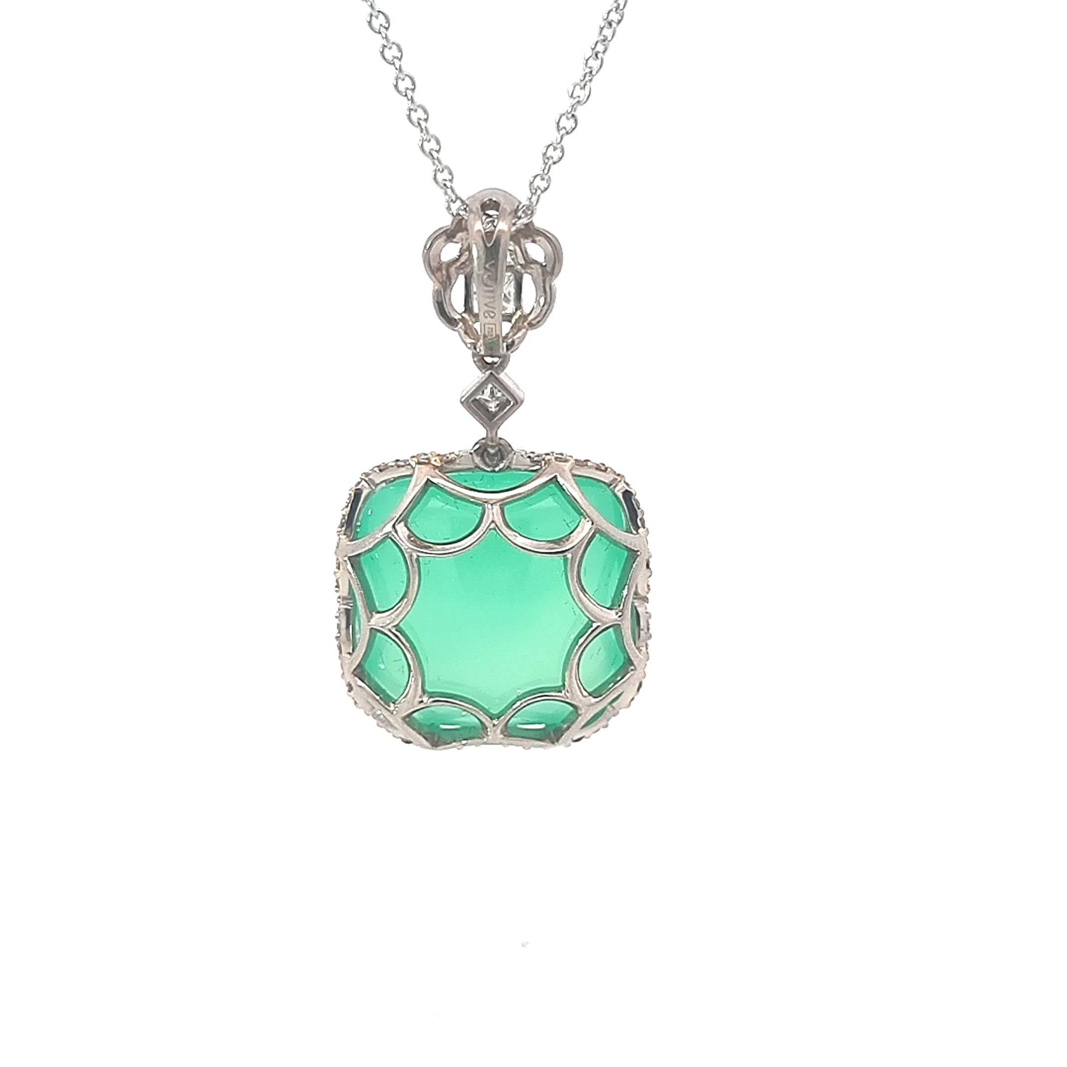 Pendentif en or blanc 18K Diamants avec chrysoprase coussin en vente 3