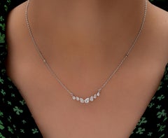 18k White Gold 1.08 Ct Graduated Pear-Shaped Diamonds Pendant Chain Necklace