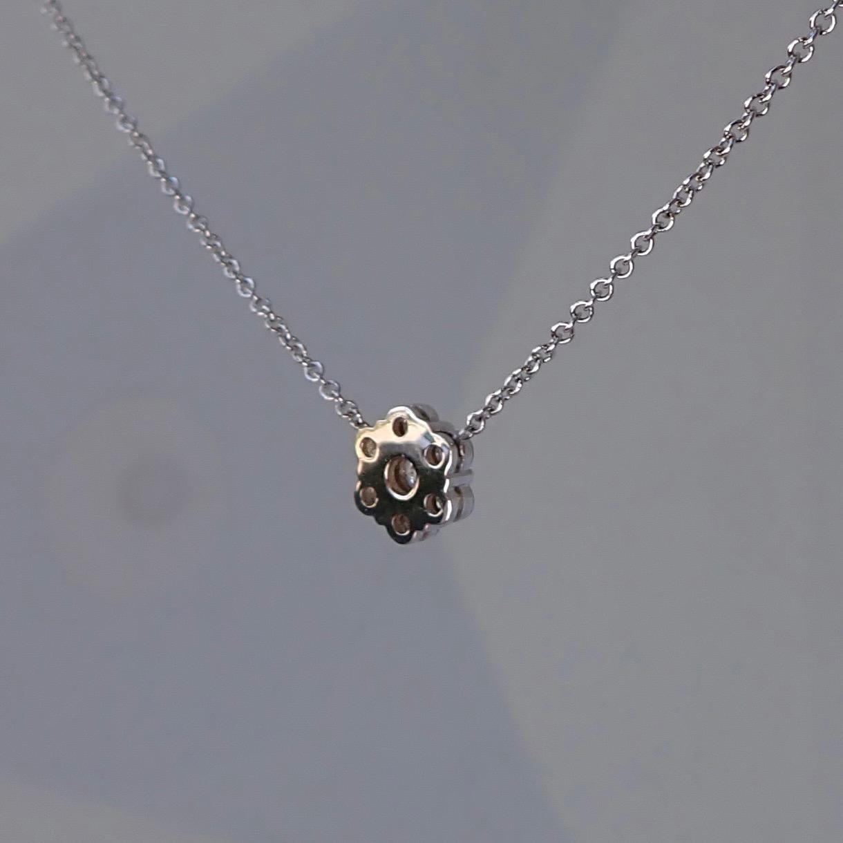 18k White Gold Pendant with 0.44 Carats of Diamond on Cable Chain For Sale 1
