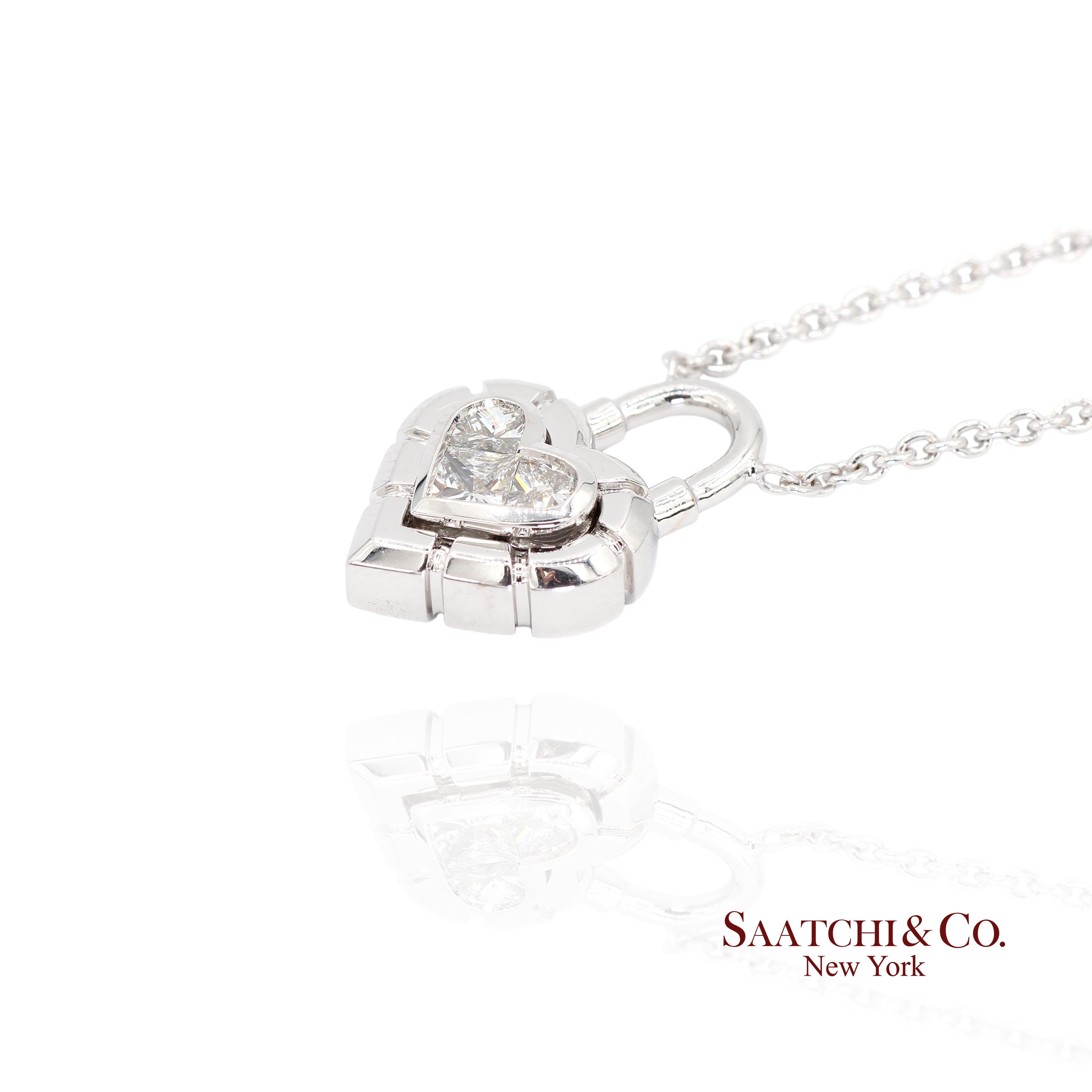18K White Gold Pie Cut Heart Shape Pendant Necklace with Chain In New Condition For Sale In New York, NY