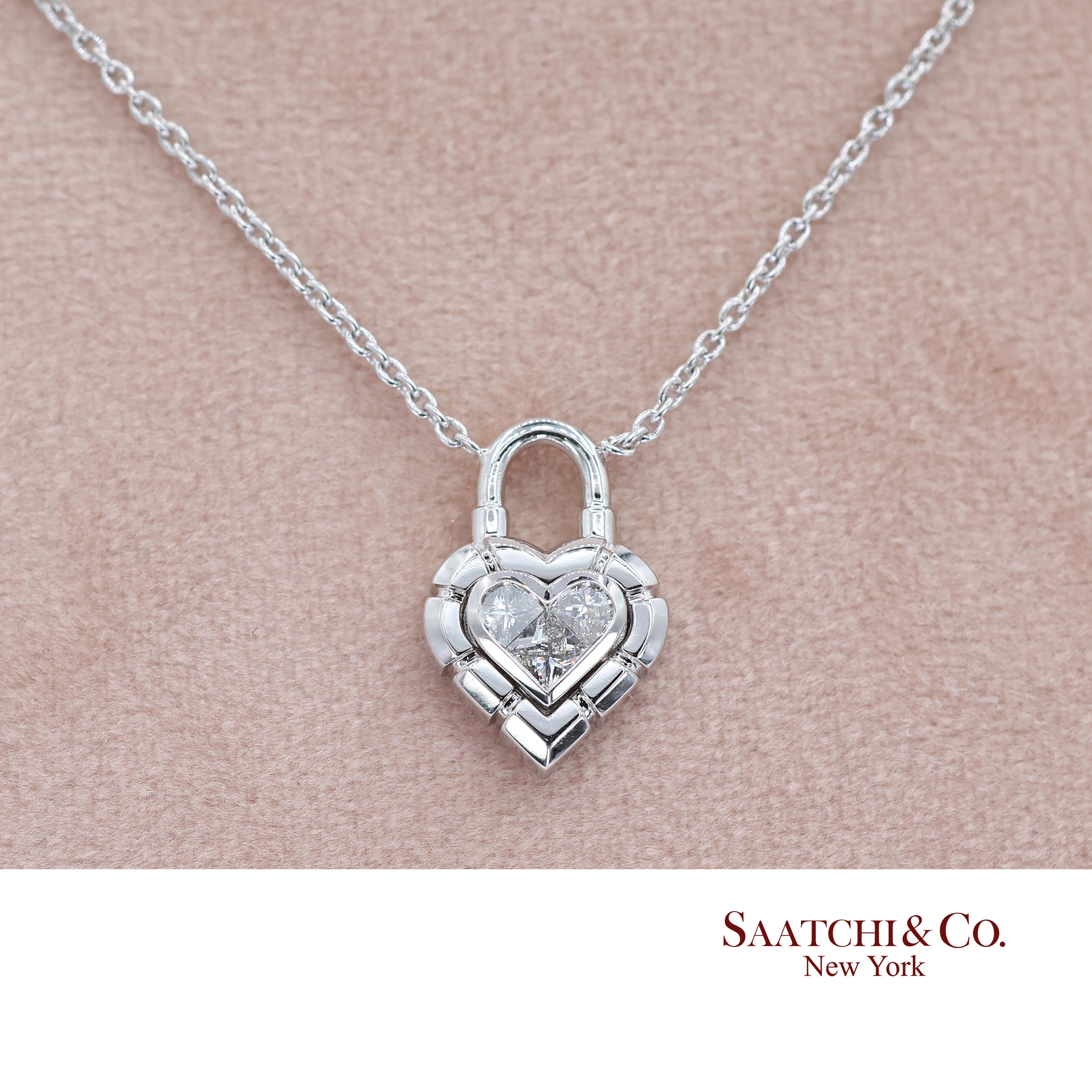 18K White Gold Pie Cut Heart Shape Pendant Necklace with Chain For Sale 2