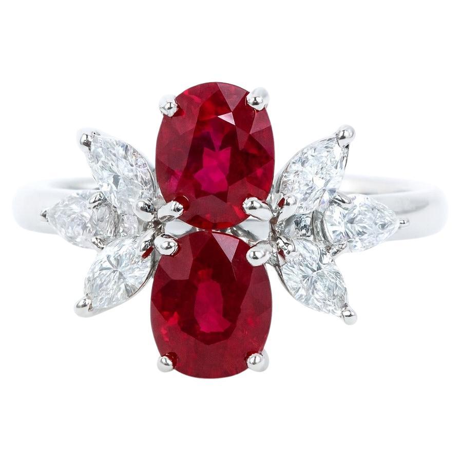 18K Weißgold Taubenblut Rubin & Diamant Cocktail Ring (Zeitgenössisch) im Angebot