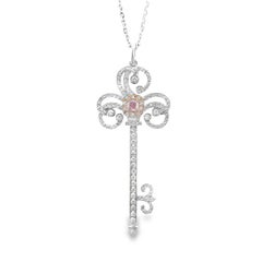 Collar Colgante Oro Blanco 18K Diamante Rosa y Diamante Llave de tu Corazón