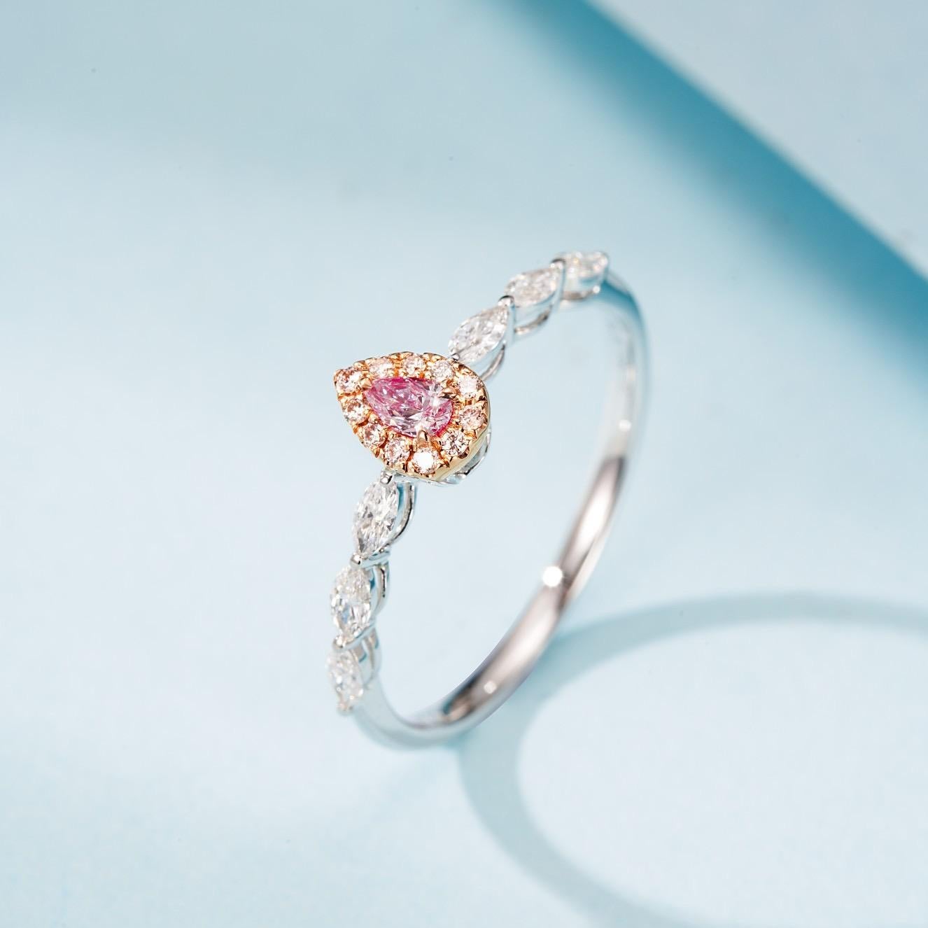 Modern 18K White Gold Pink Diamond Ring For Sale