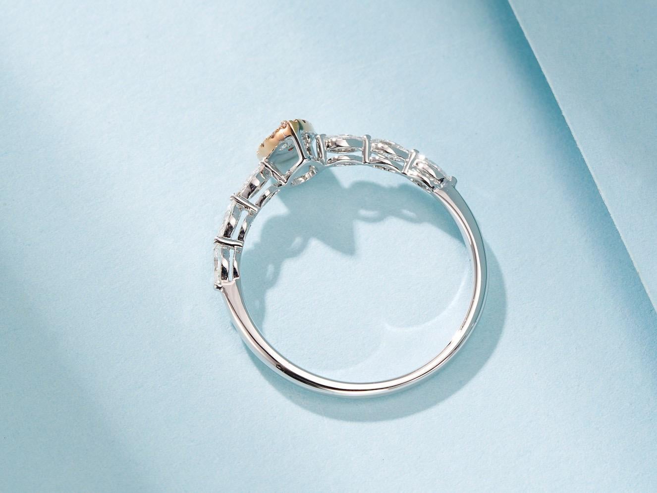Marquise Cut 18K White Gold Pink Diamond Ring For Sale