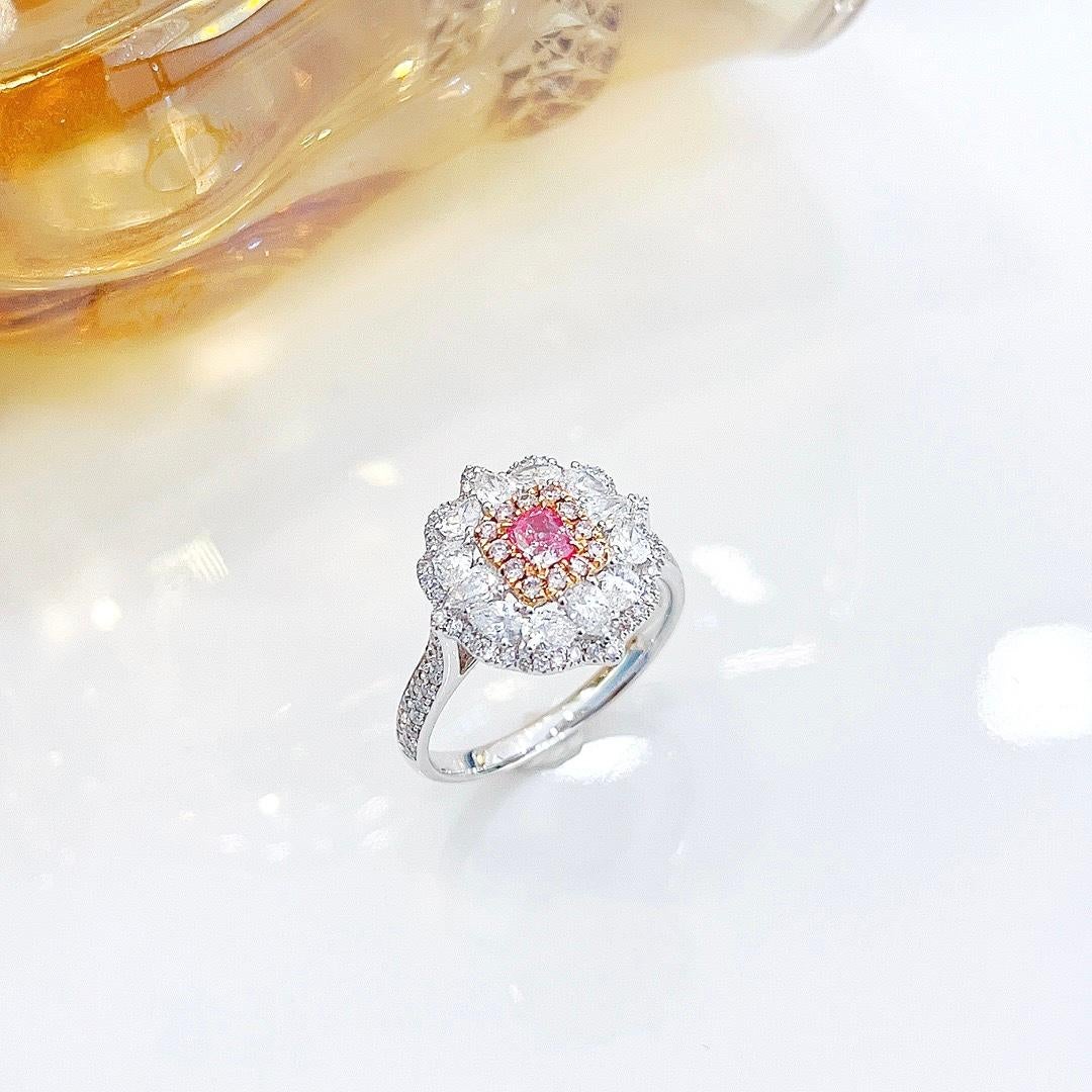 Women's or Men's 18K White Gold Pink Diamond Ring with Diamonds For Sale
