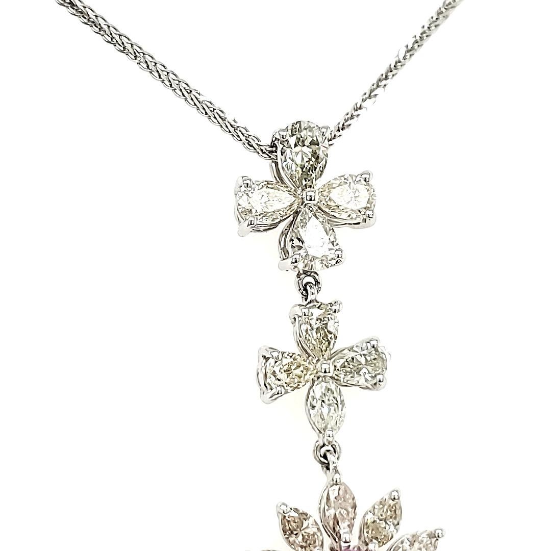18k White Gold Pink Oval Sapphire Cts 1.07 and Marquise Diamond Pendant Necklace In New Condition For Sale In Hong Kong, HK