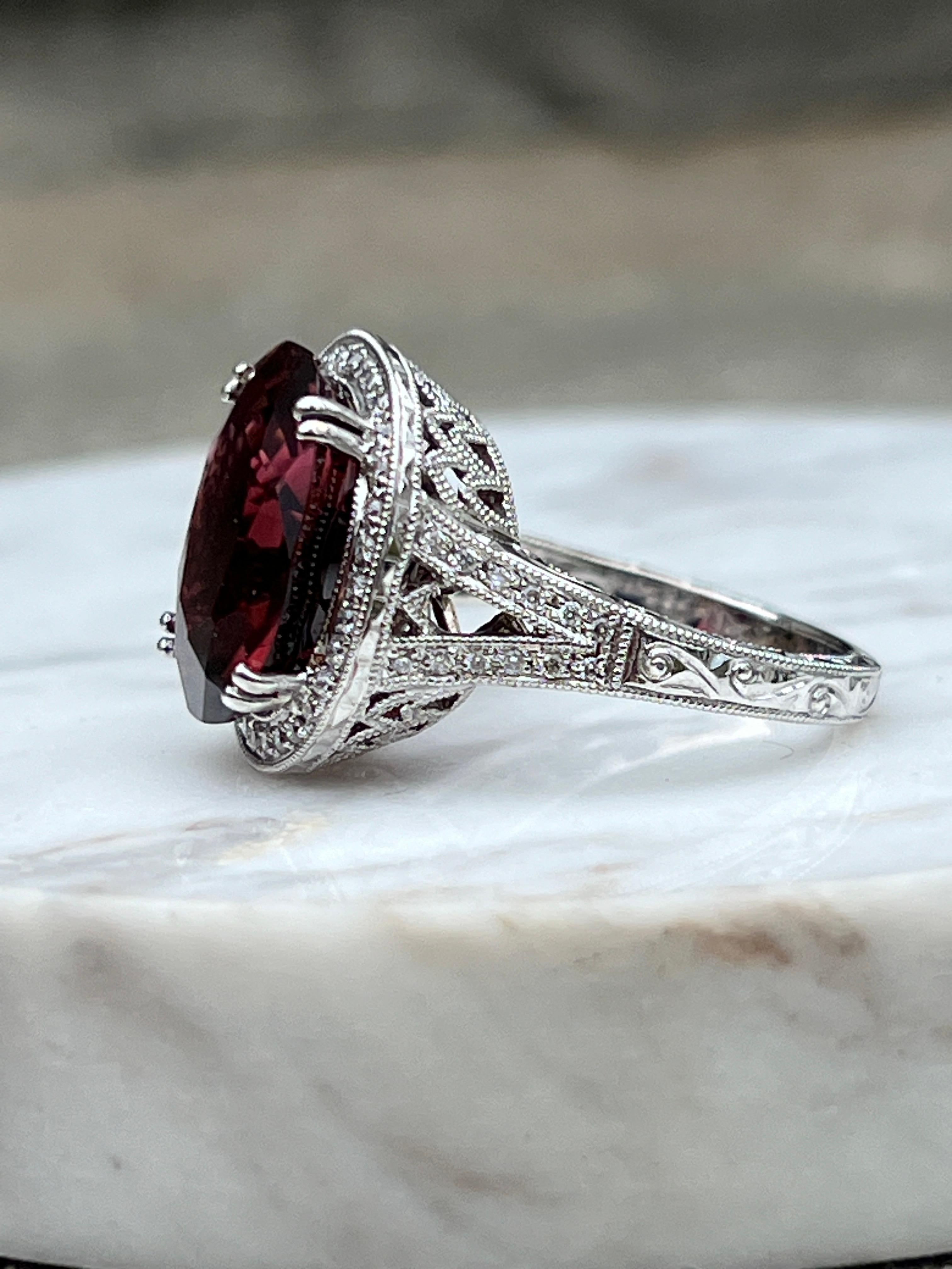 18k White Gold Pink Oval Tourmaline Ring For Sale 4