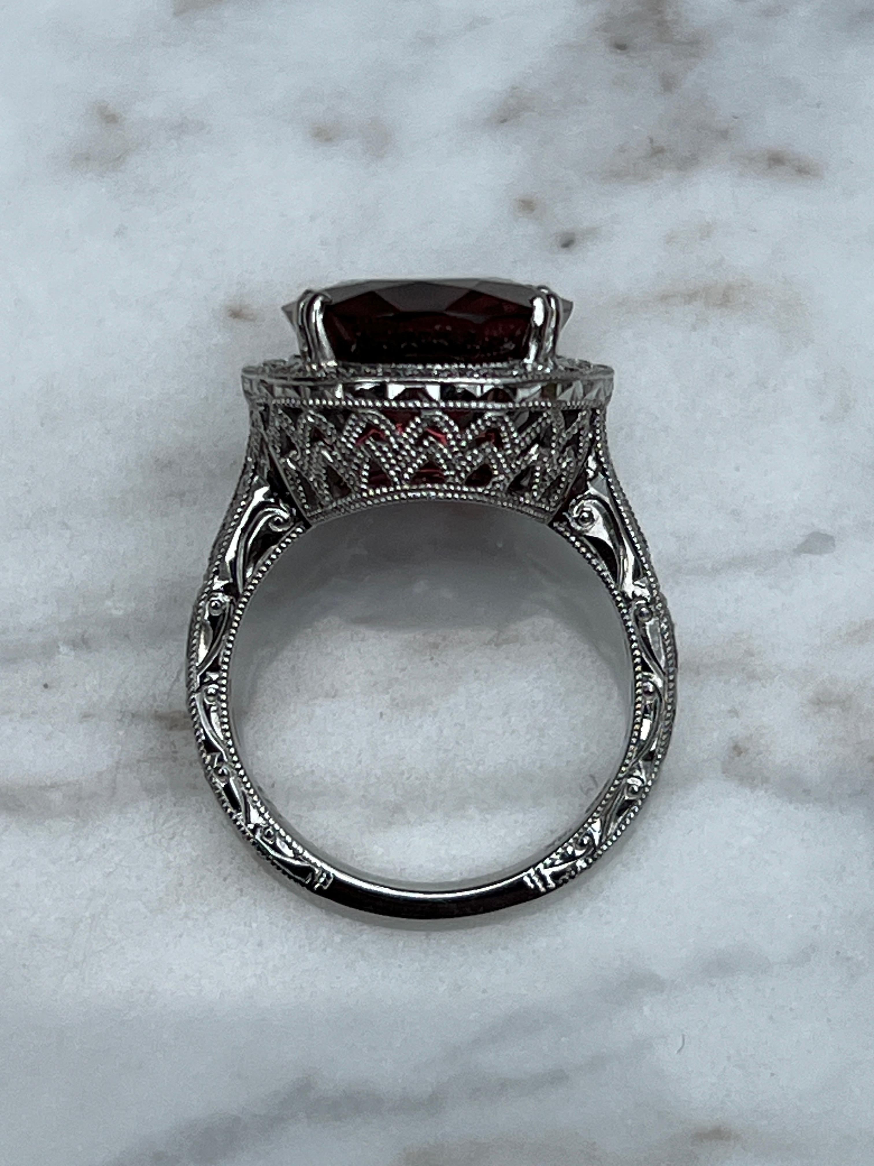 18k White Gold Pink Oval Tourmaline Ring For Sale 7