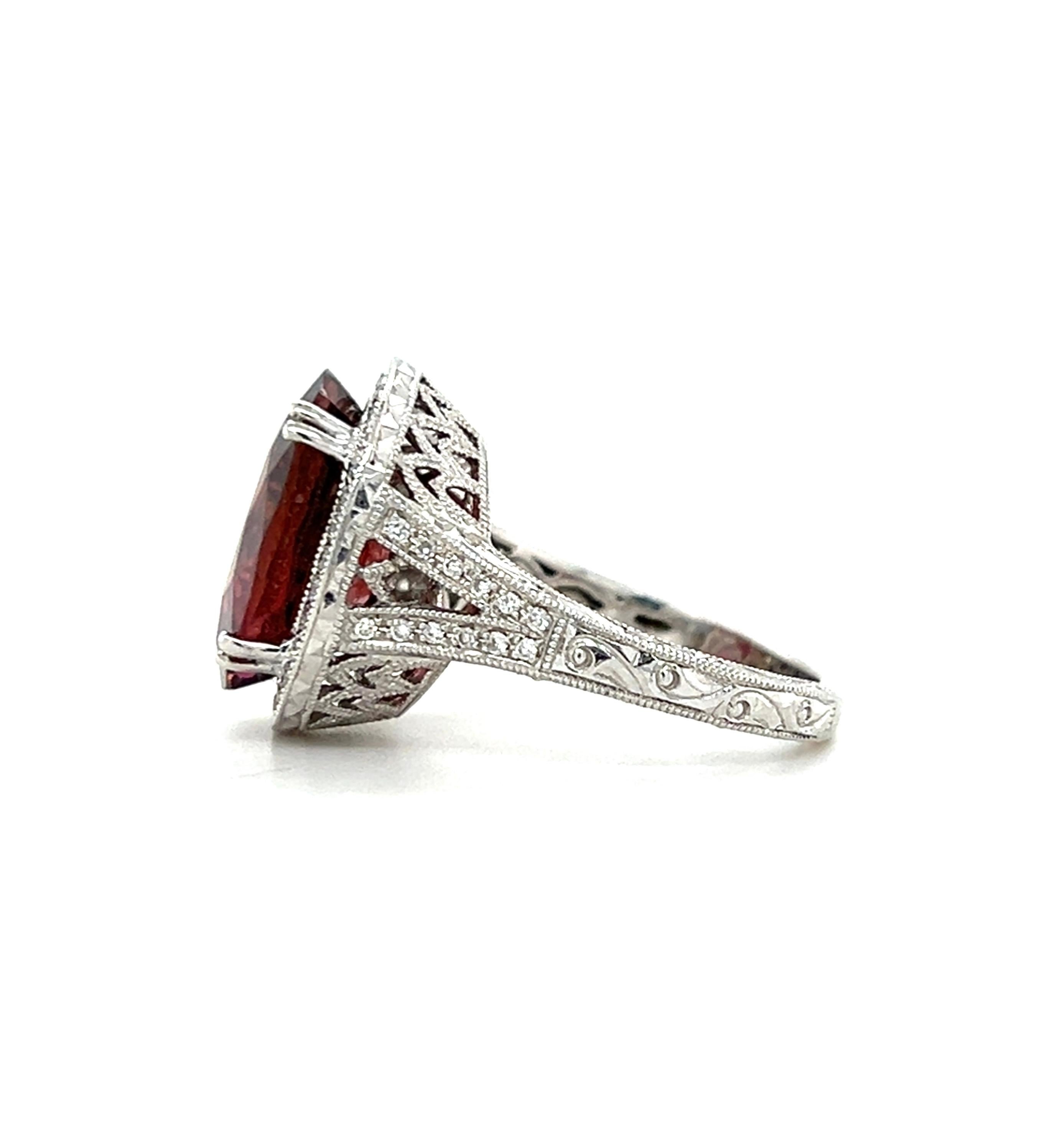 Women's or Men's 18k White Gold Pink Oval Tourmaline Ring For Sale