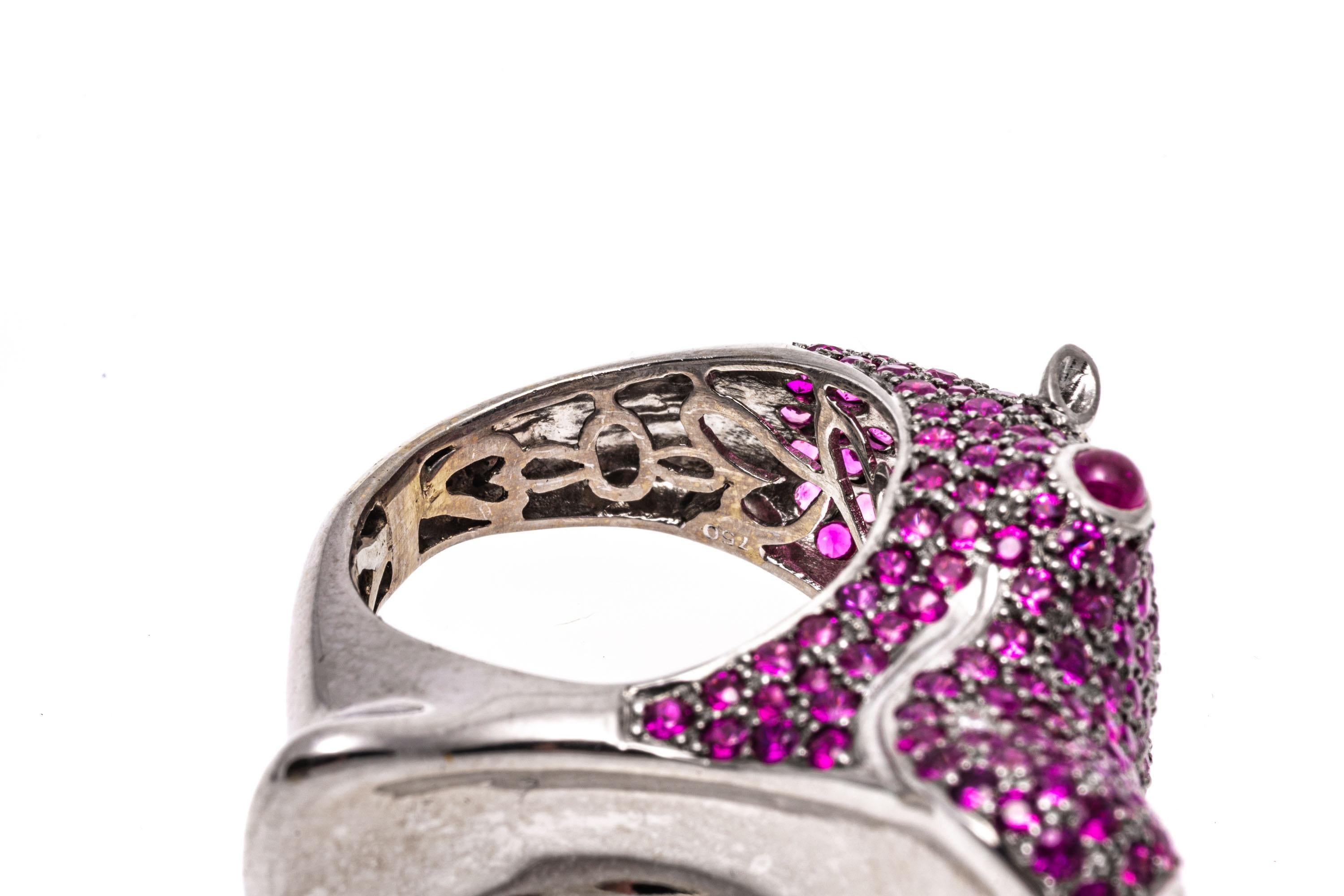 18k White Gold Pink Sapphire and Diamond Roaring Hippopotamus Ring In Good Condition For Sale In Southport, CT