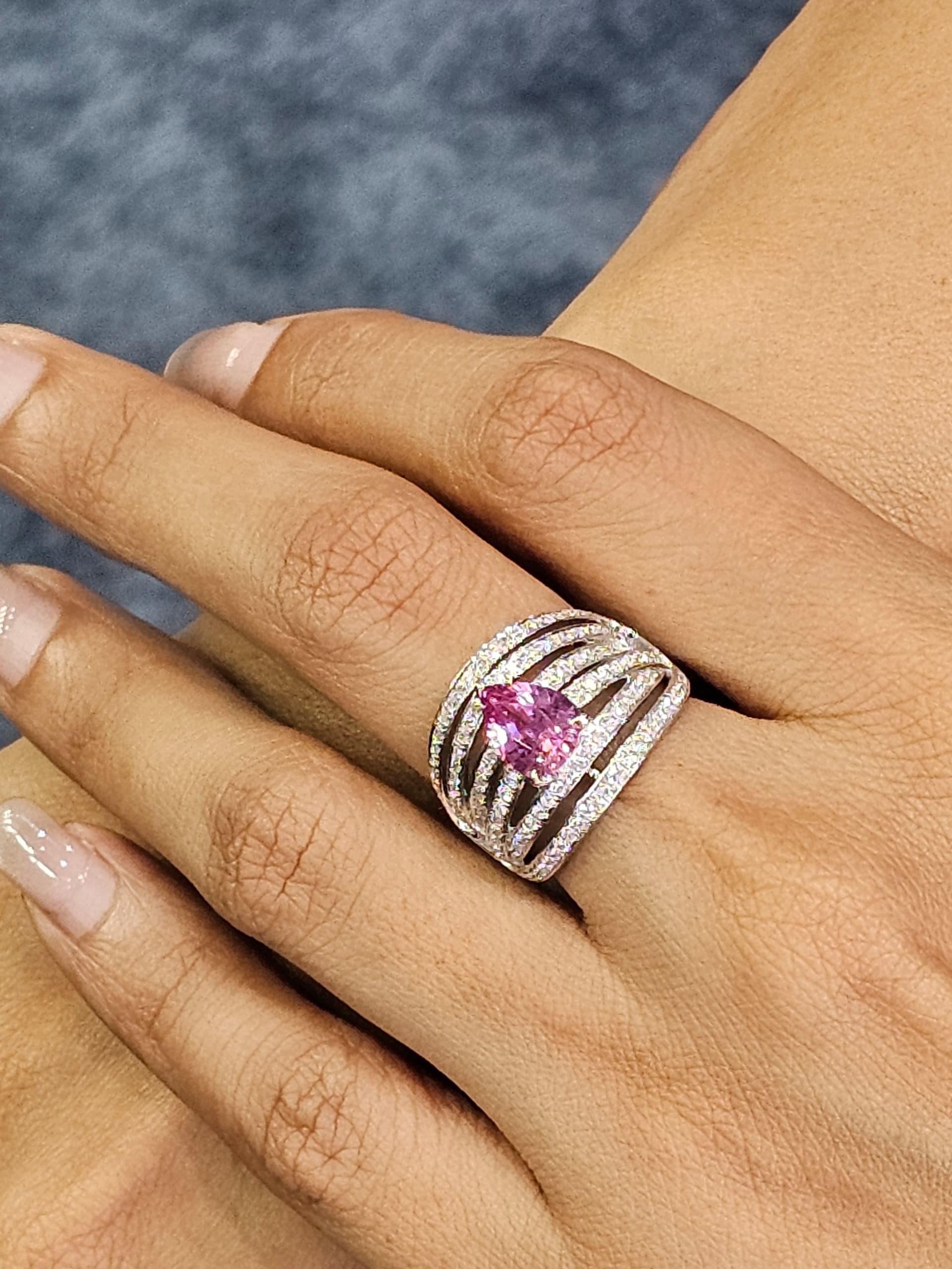 Women's 18K White Gold Pink Sapphire & Diamond Dress Ring – Timeless Glamour For Sale