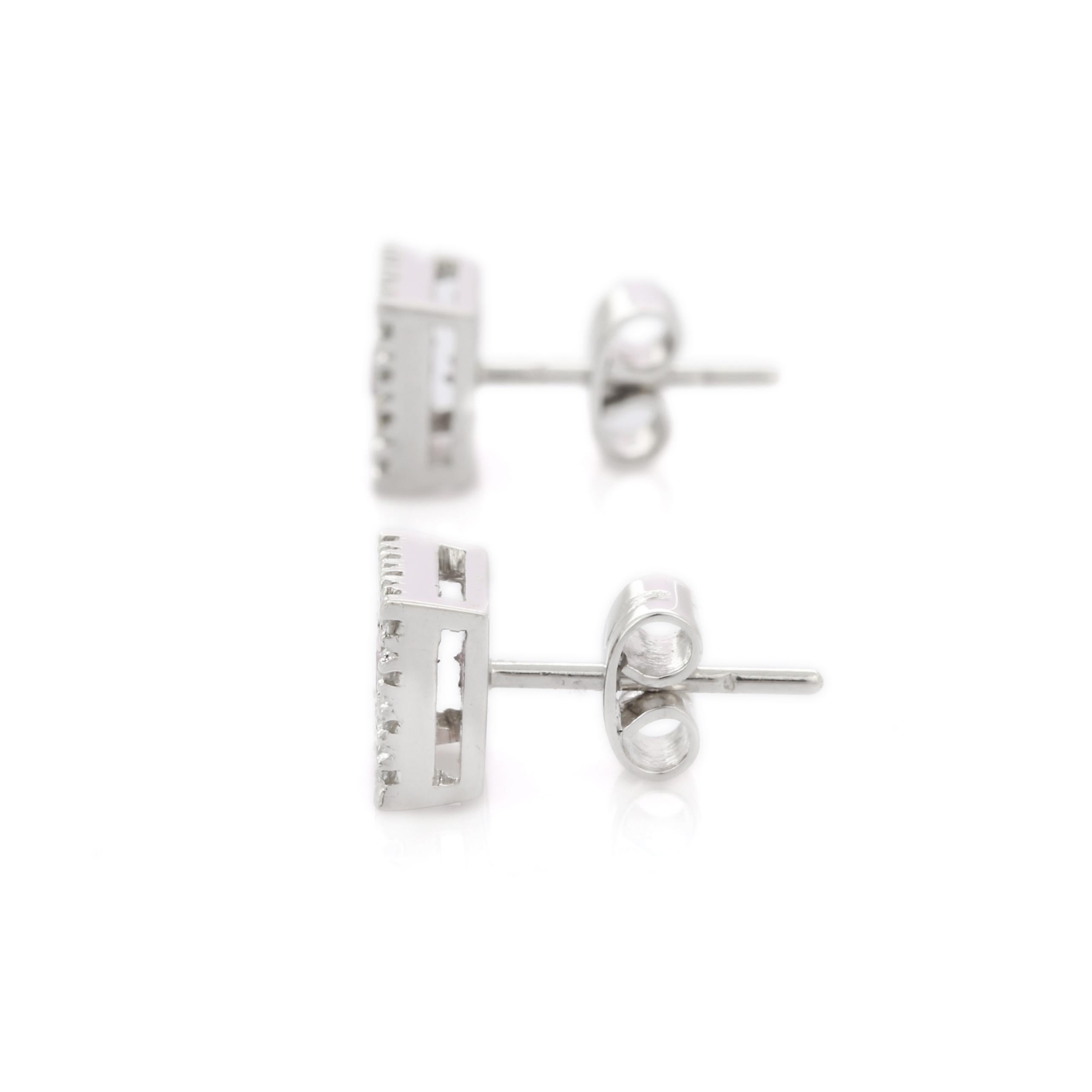 18K White Gold Pink Sapphire Diamond Square Cut Stud Earrings In New Condition For Sale In Houston, TX